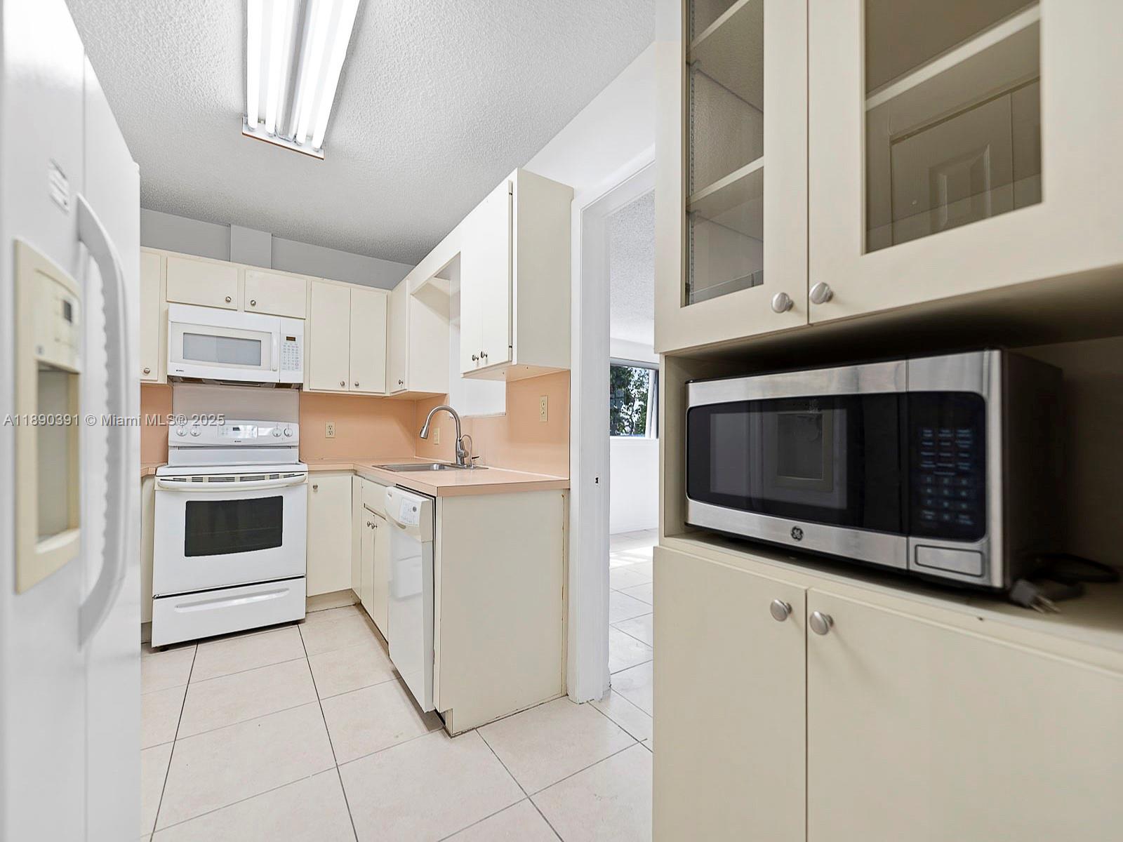 Ver detalles / 2780 sq. ft. $ 2025-10-04 0 foto