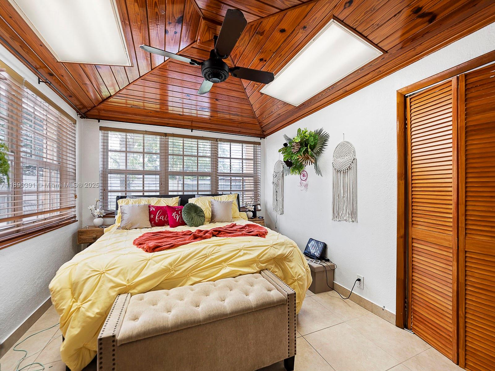 Ver detalles / 2780 sq. ft. $ 2025-10-04 0 foto