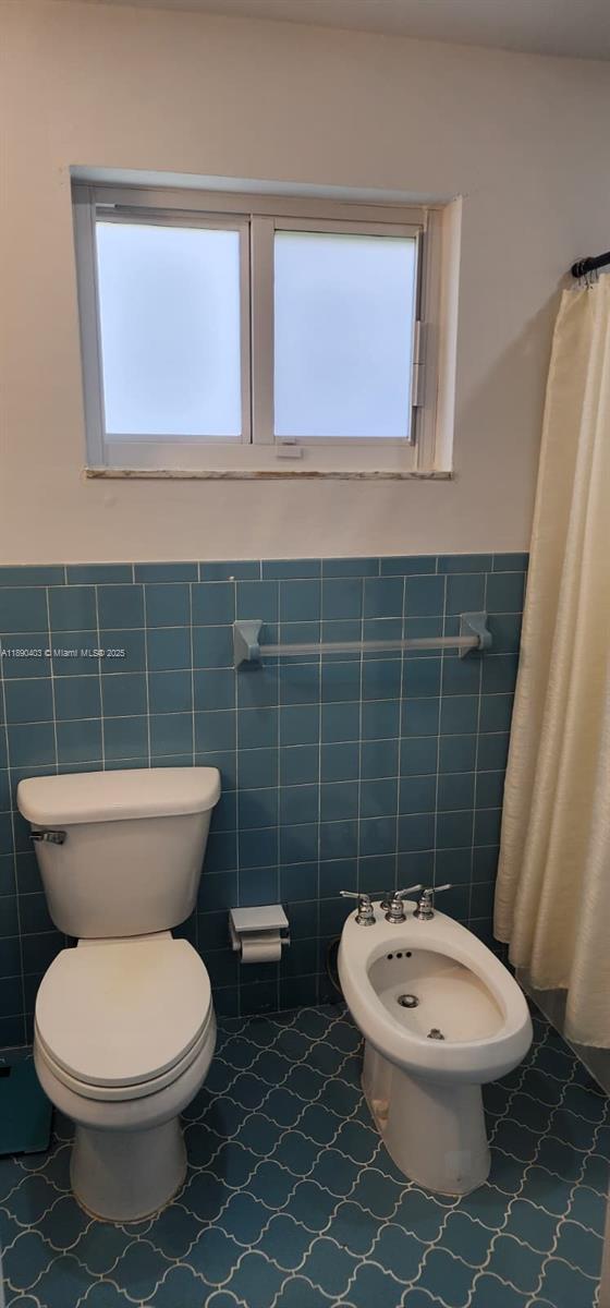 Ver detalles / 3085 sq. ft. $ 2025-10-04 0 foto
