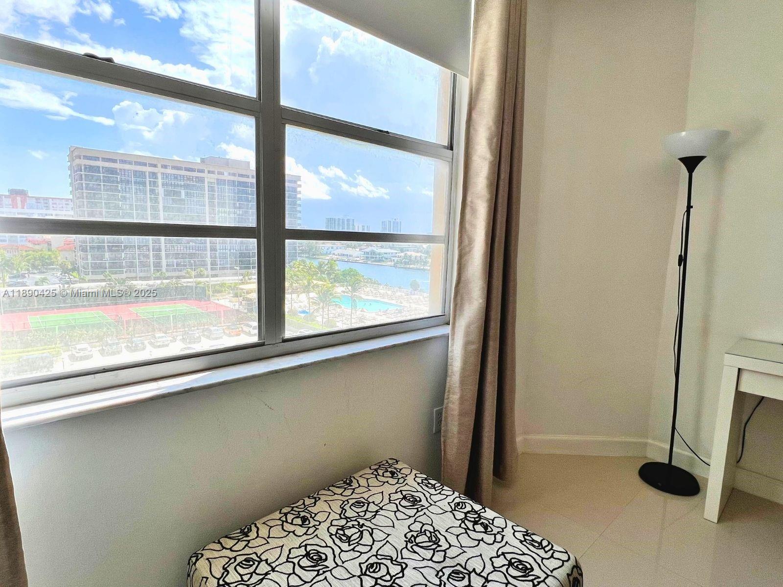 6C 1 / 1 798 sq. ft. $ 2025-10-05 0 Photo