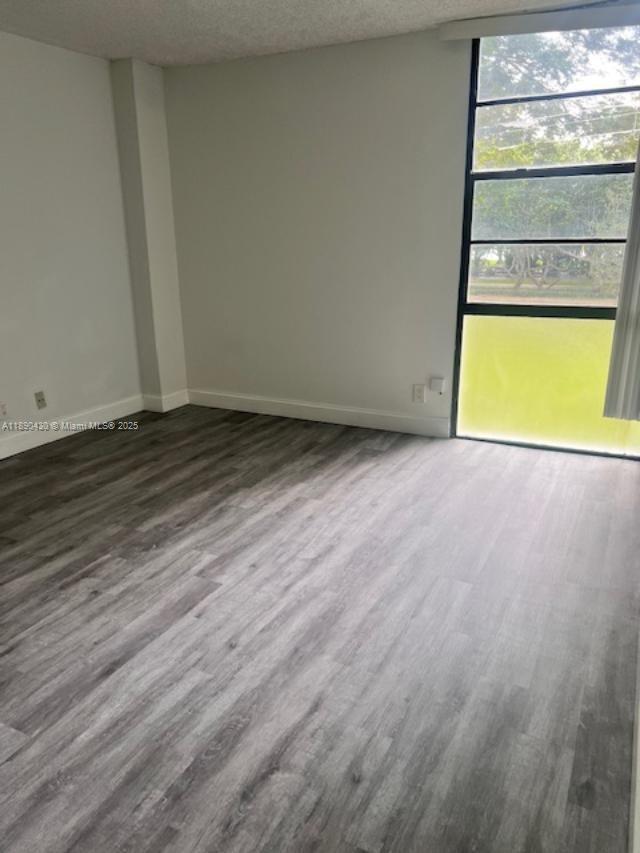 Photo of 3475 Country Club Dr  #204, Aventura, Florida, 33180 - 