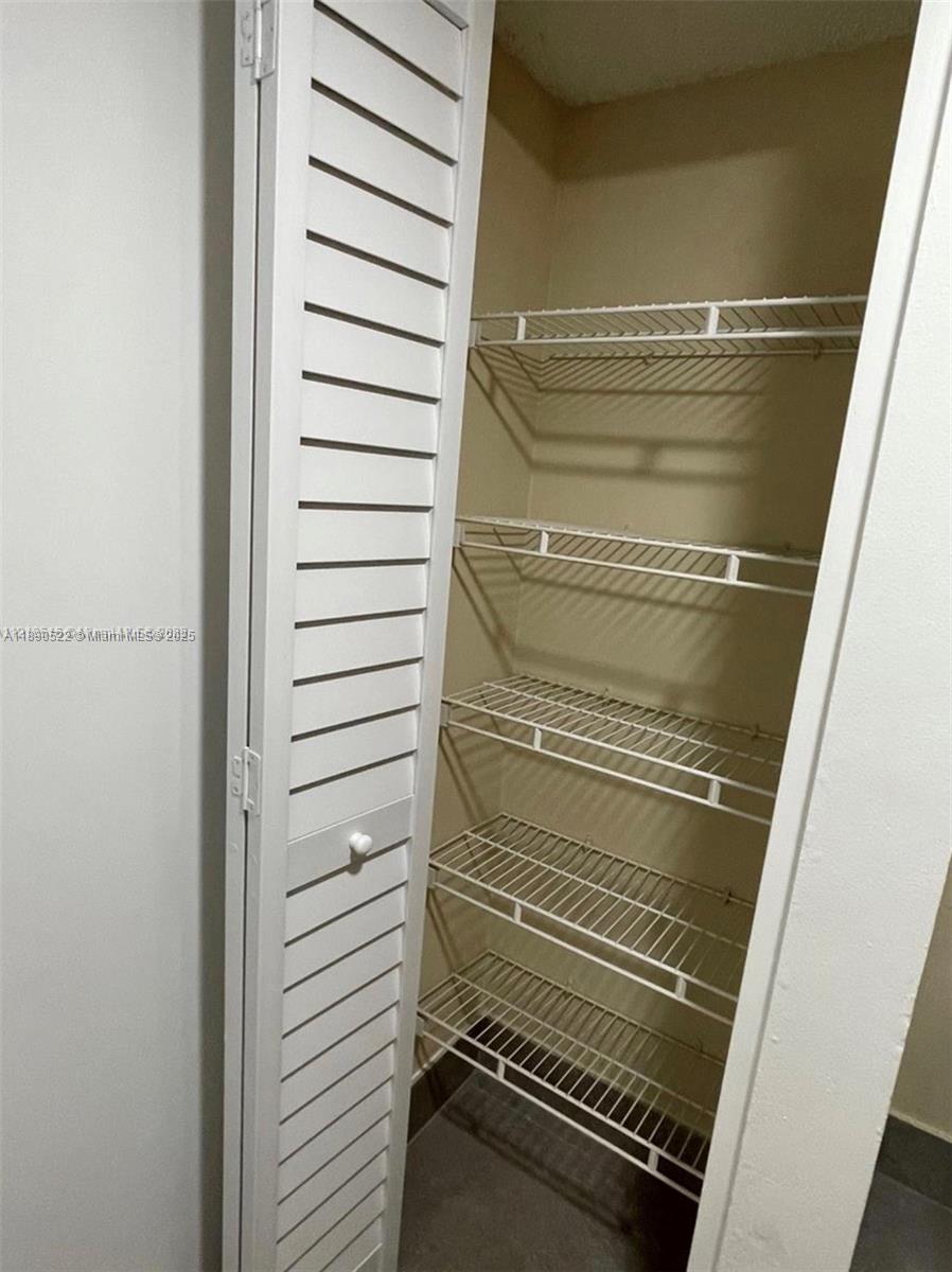   /  659 sq. ft. $ 2025-10-05 0 foto