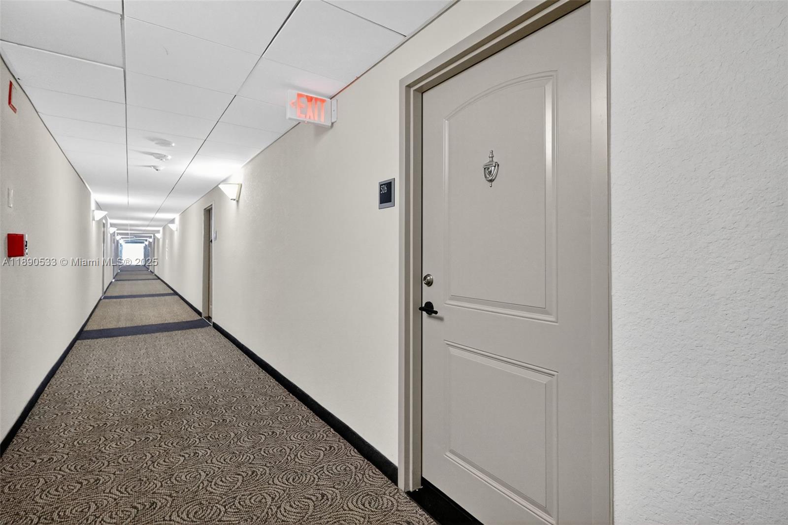 526 2 / 2 1521 sq. ft. $ 2025-10-05 0 foto