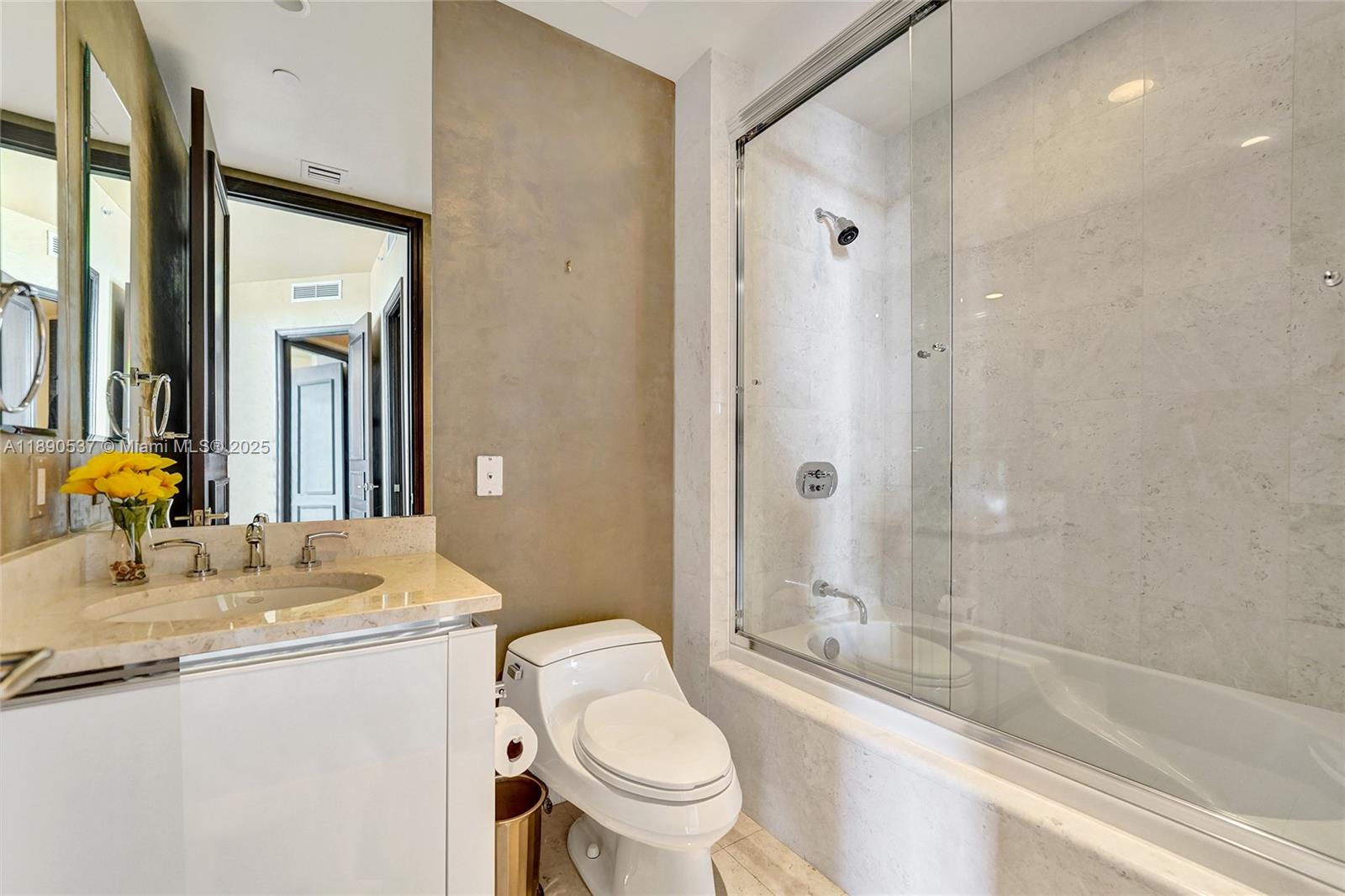 Photo of 16047 Collins Ave  #2101, Sunny Isles Beach, Florida, 33160 - Another bathroom with tub