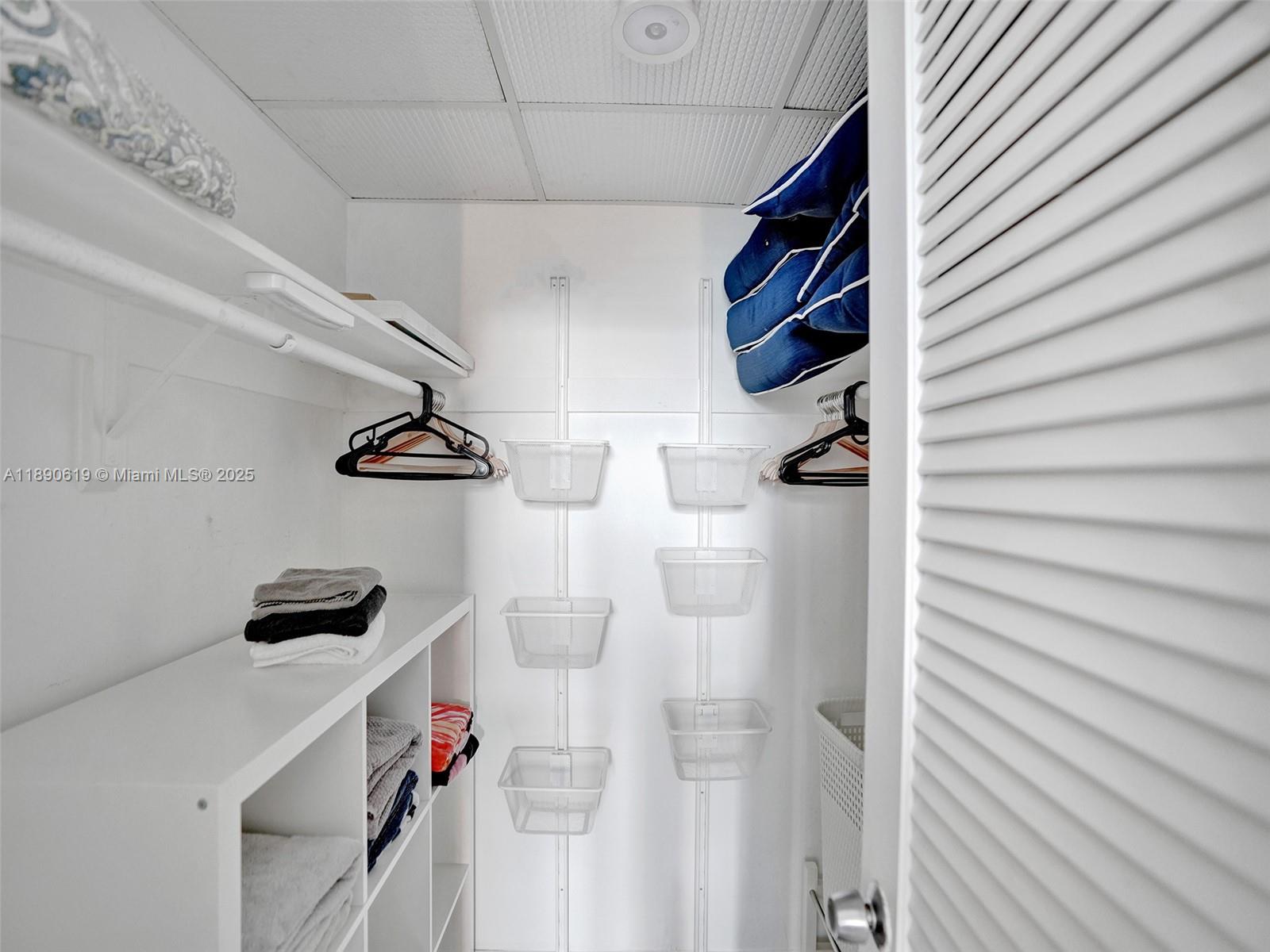 Photo of 3901 Ocean Dr  #6V, Hollywood, Florida, 33019 -