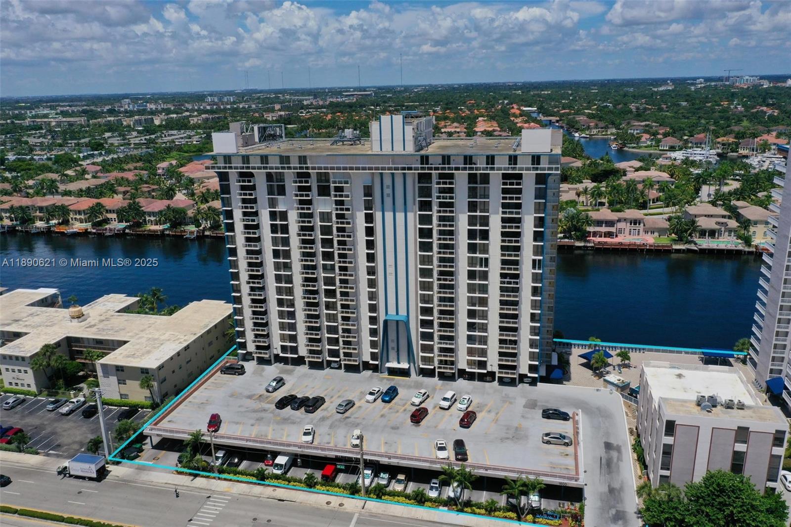 Photo of 1600 Ocean Dr  #15J, Hollywood, Florida, 33019 - 