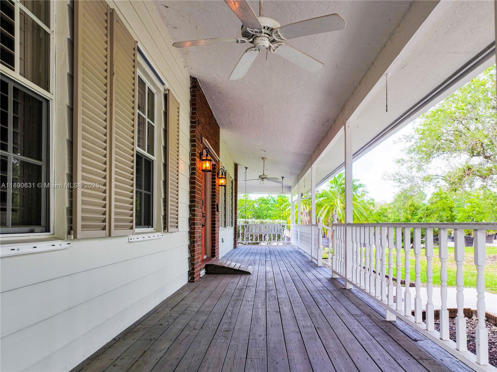 Подробнее / кв.футов $ 2025-10-05 0 Фото