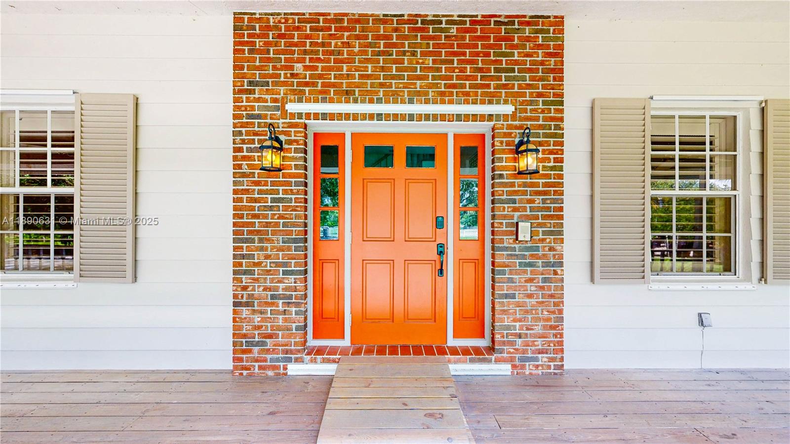 Подробнее / кв.футов $ 2025-10-05 0 Фото