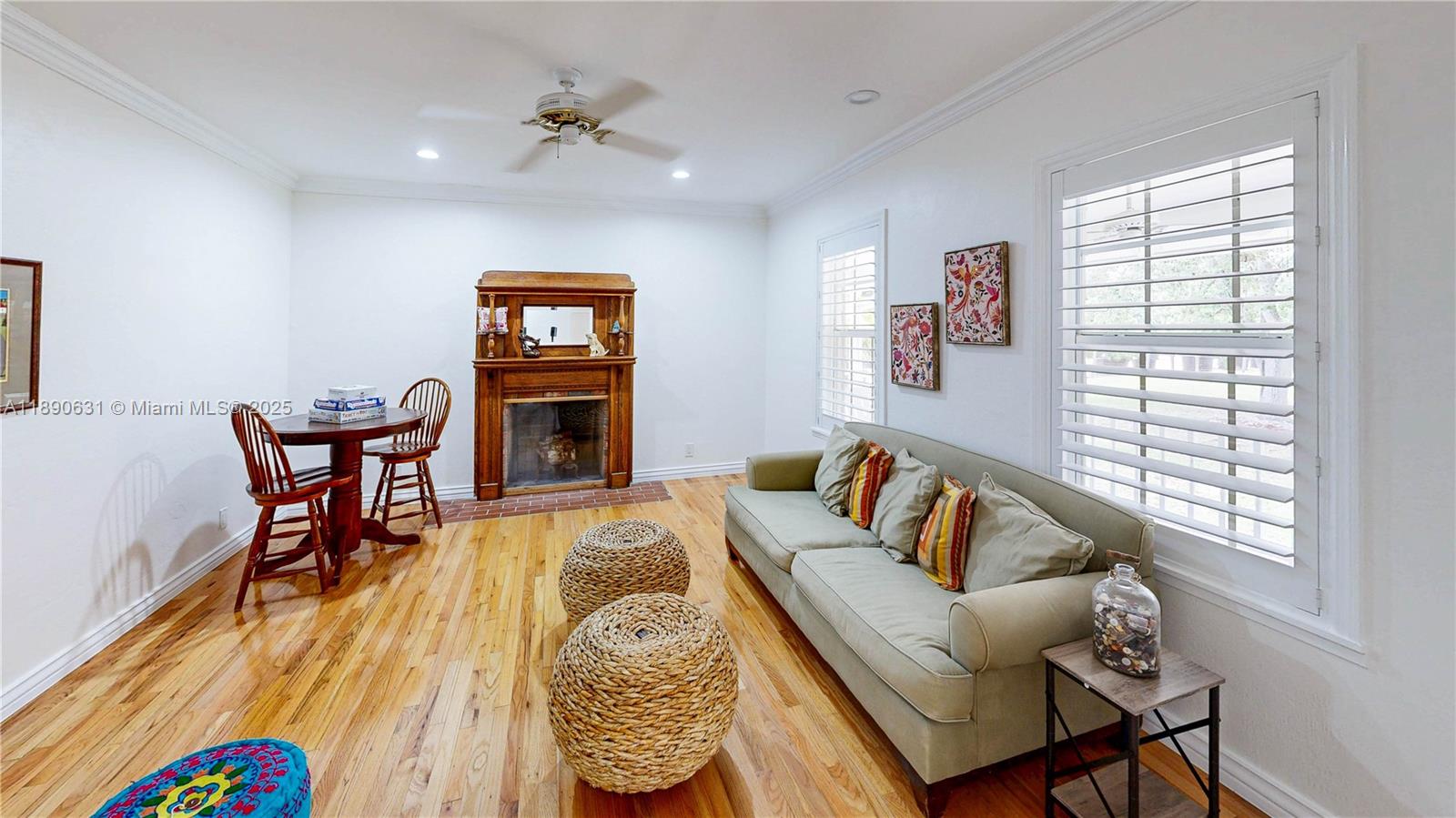 Подробнее / кв.футов $ 2025-10-05 0 Фото