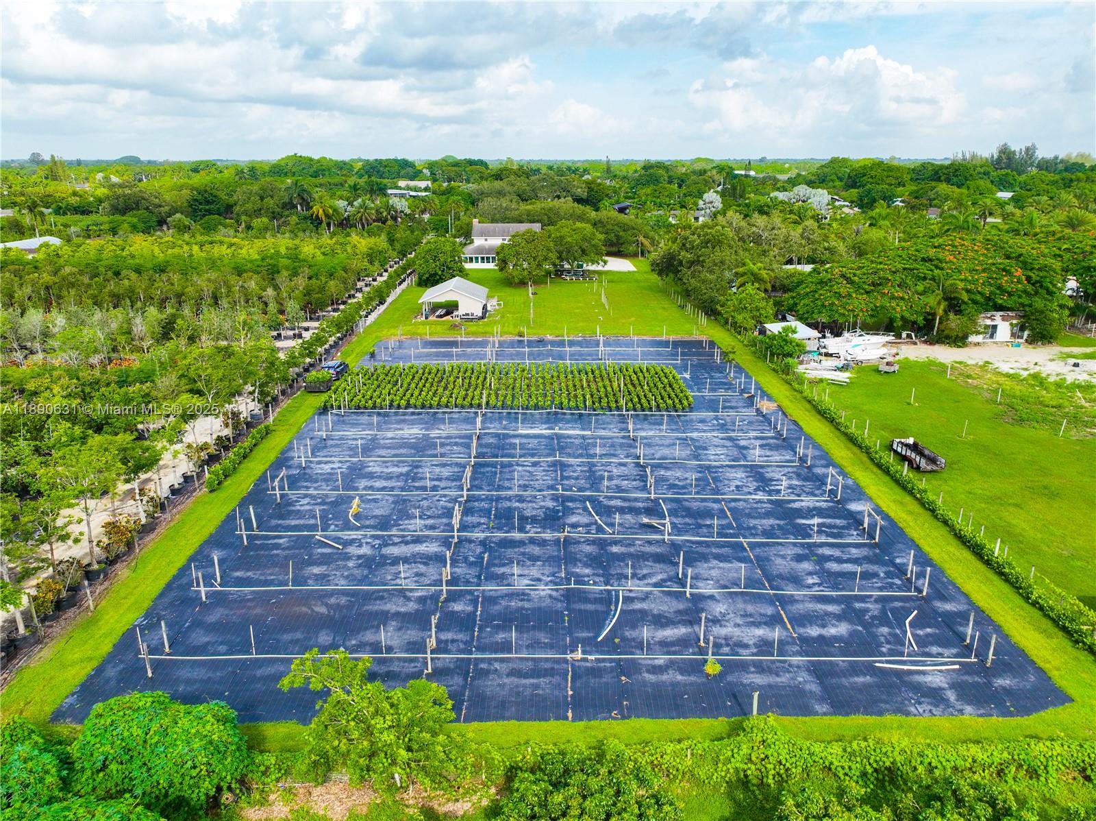 Подробнее / кв.футов $ 2025-10-05 0 Фото