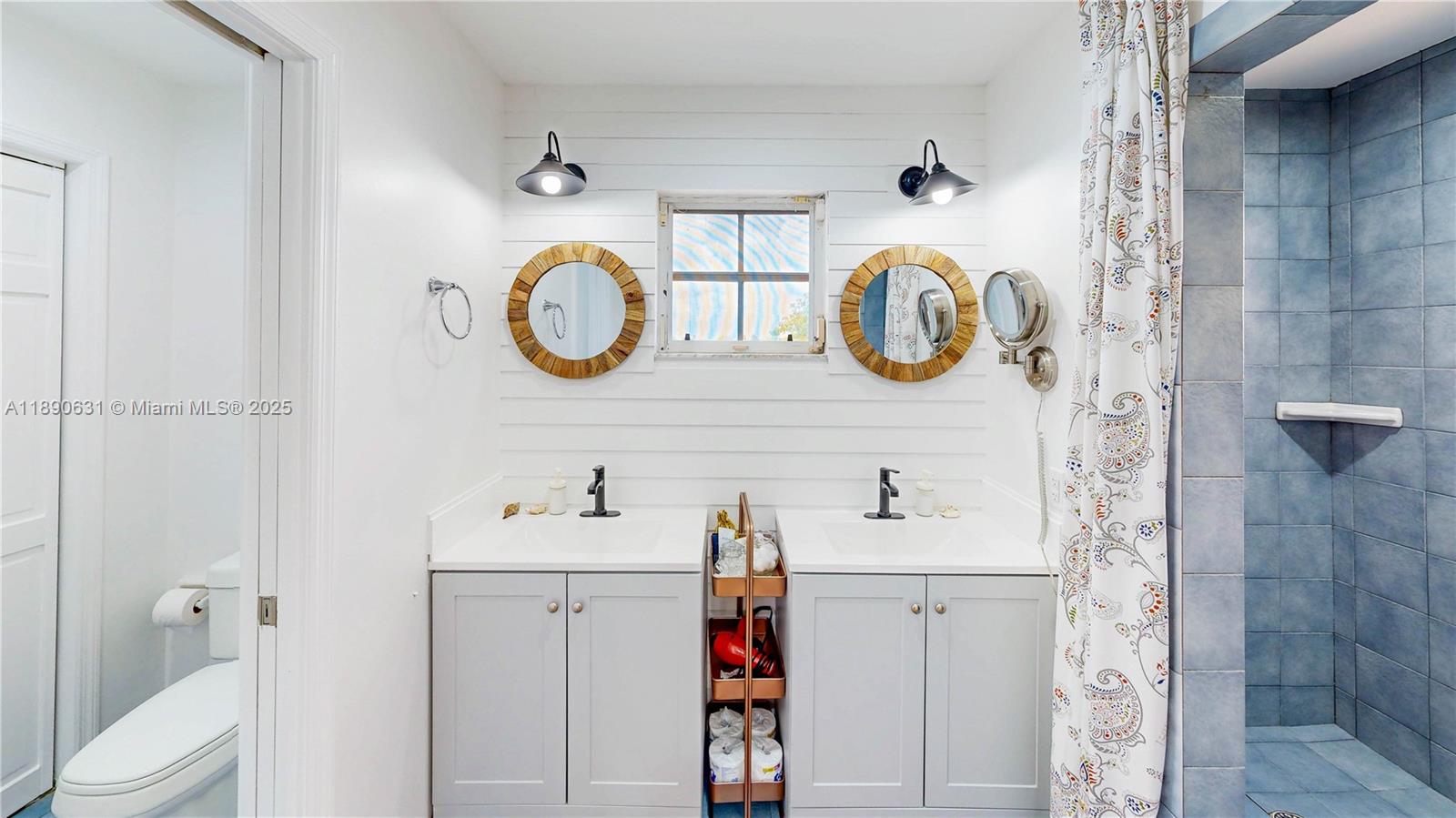 Подробнее / кв.футов $ 2025-10-05 0 Фото