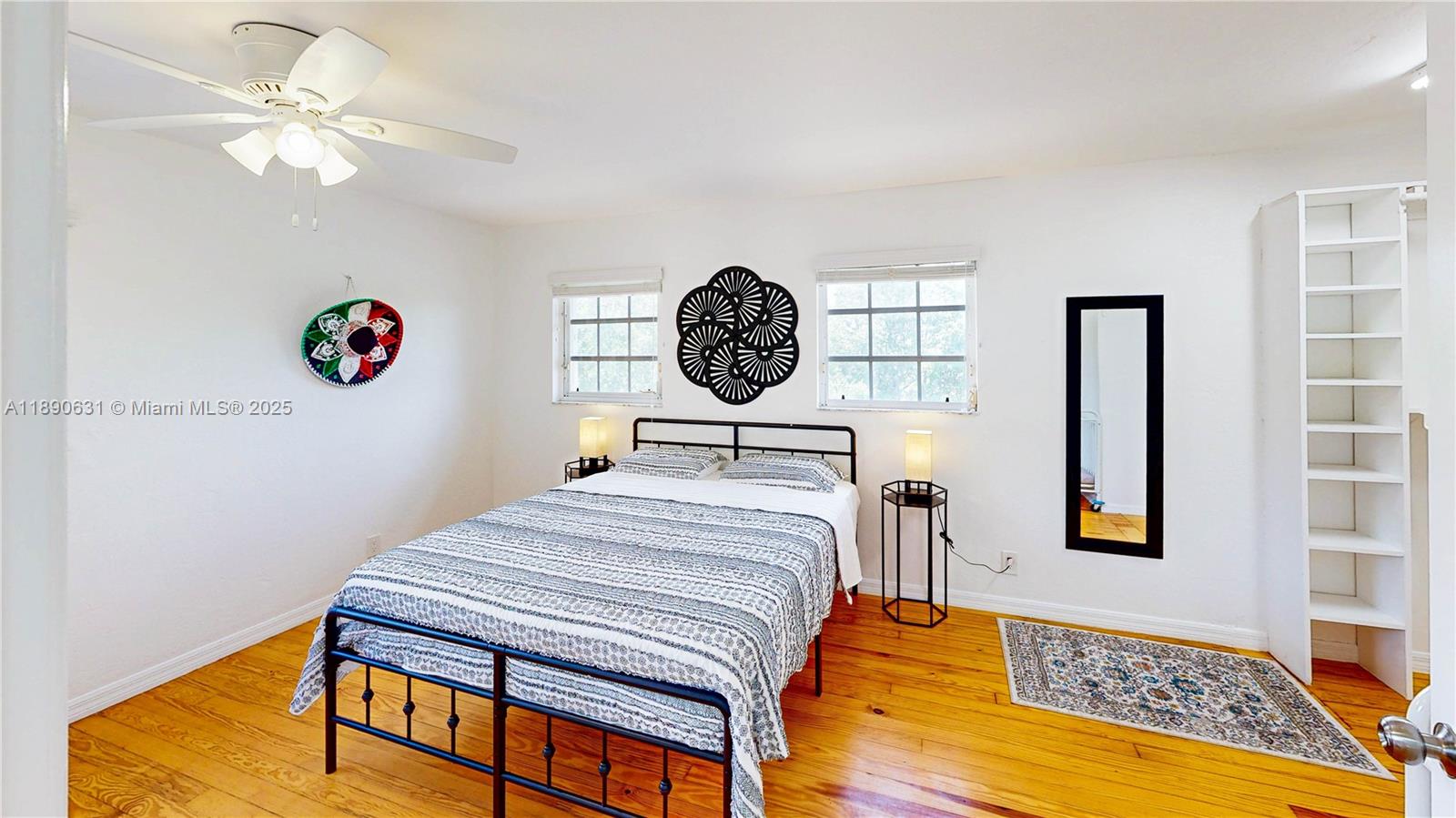 Подробнее / кв.футов $ 2025-10-05 0 Фото