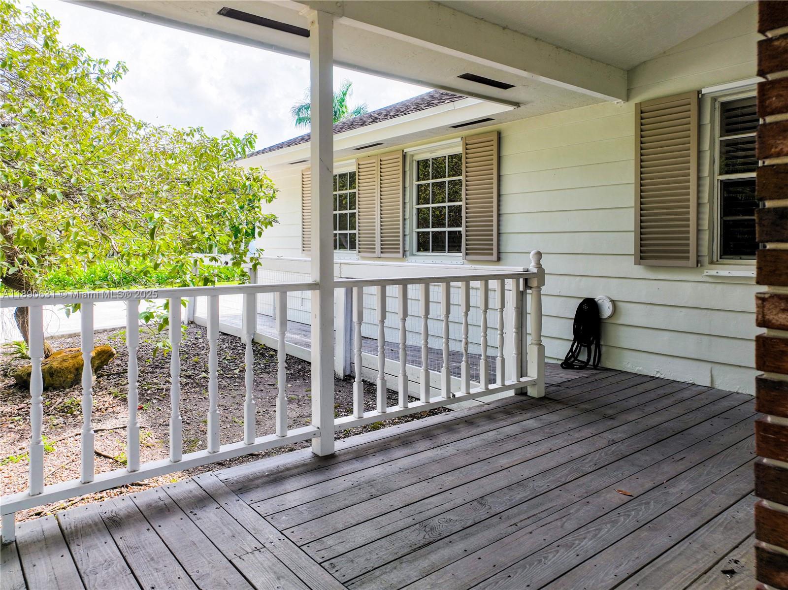 Подробнее / кв.футов $ 2025-10-05 0 Фото