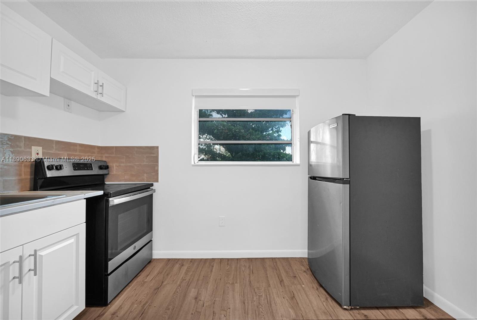   /  4688 sq. ft. $ 2025-10-05 0 Photo