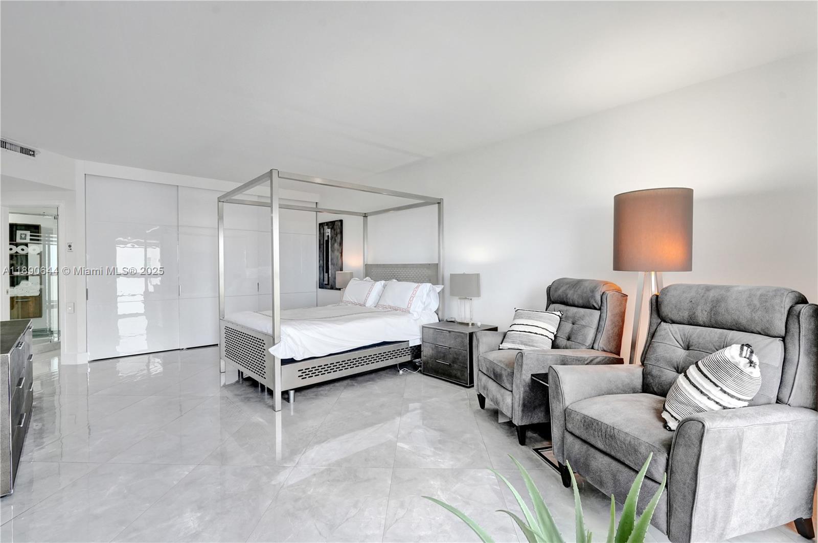 Photo of 20191 Country Club Dr  #2606, Aventura, Florida, 33180 - 