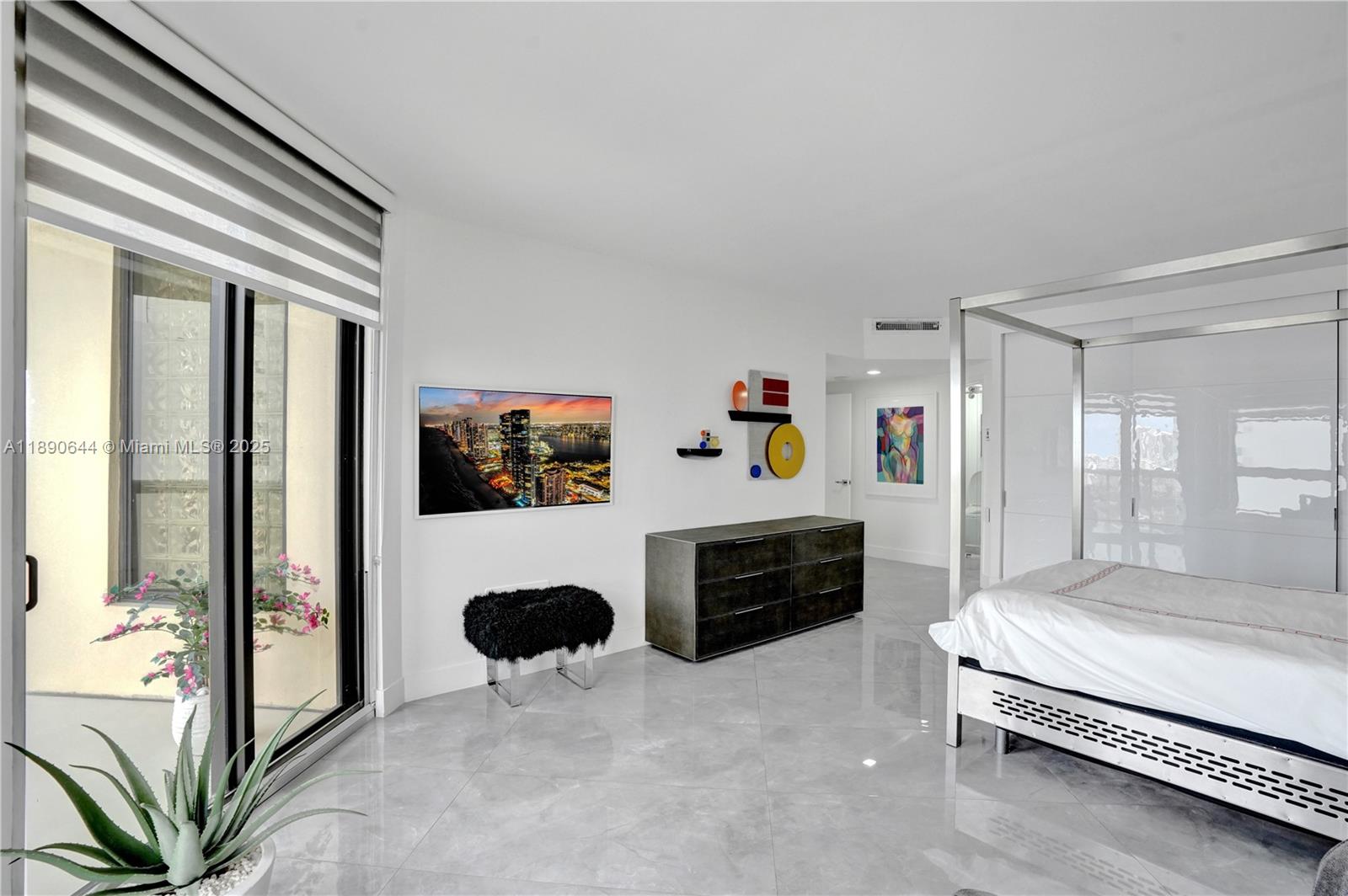 Photo of 20191 Country Club Dr  #2606, Aventura, Florida, 33180 - 