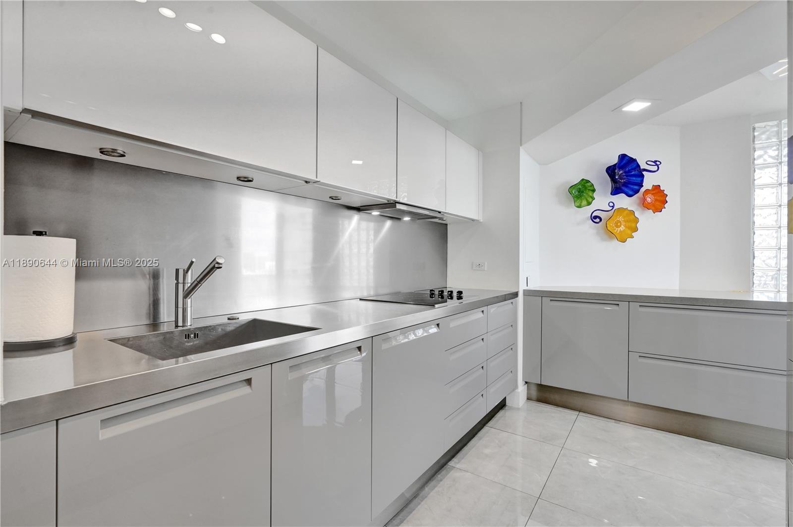 Photo of 20191 Country Club Dr  #2606, Aventura, Florida, 33180 - 