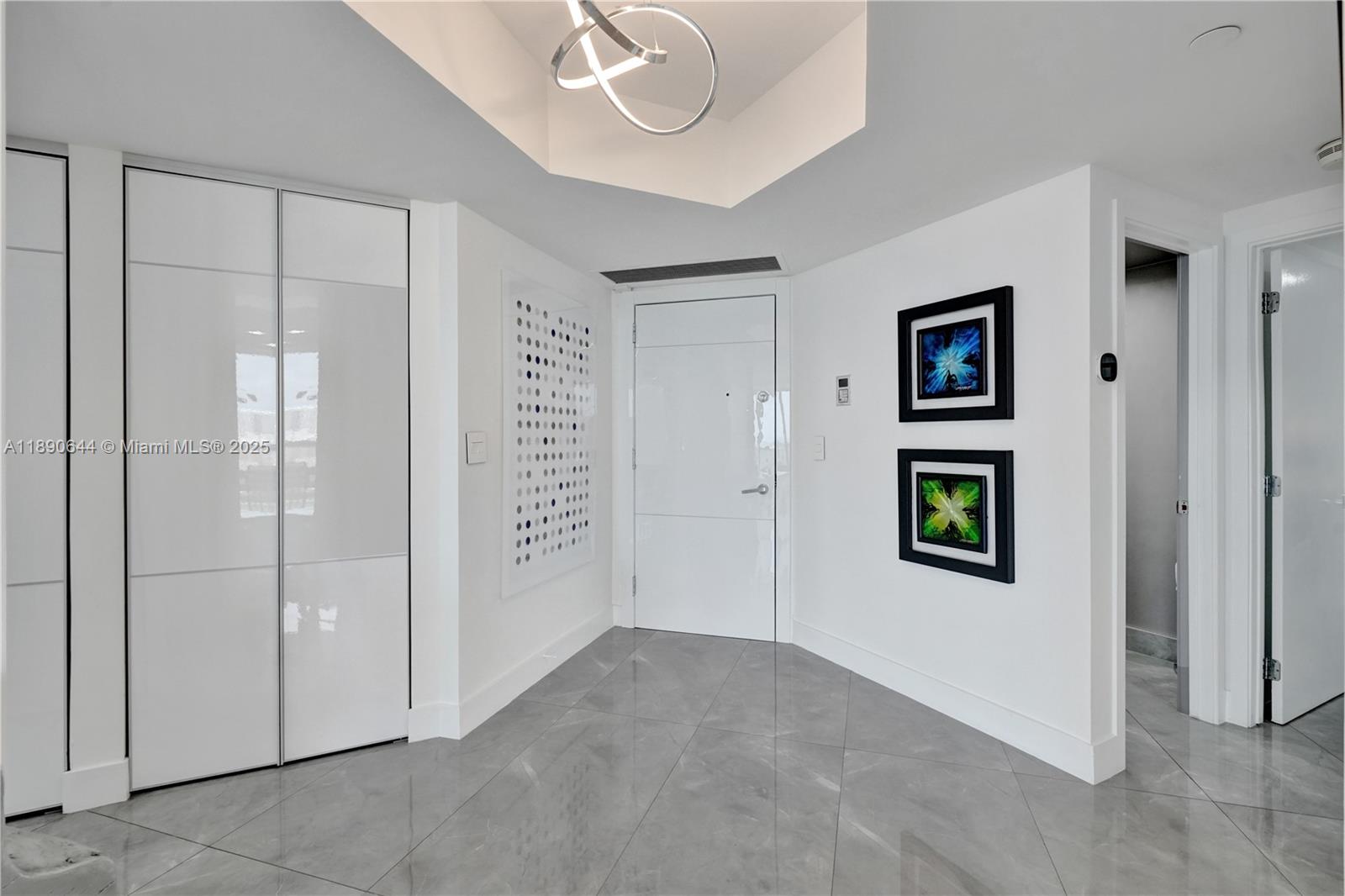 Photo of 20191 Country Club Dr  #2606, Aventura, Florida, 33180 - 