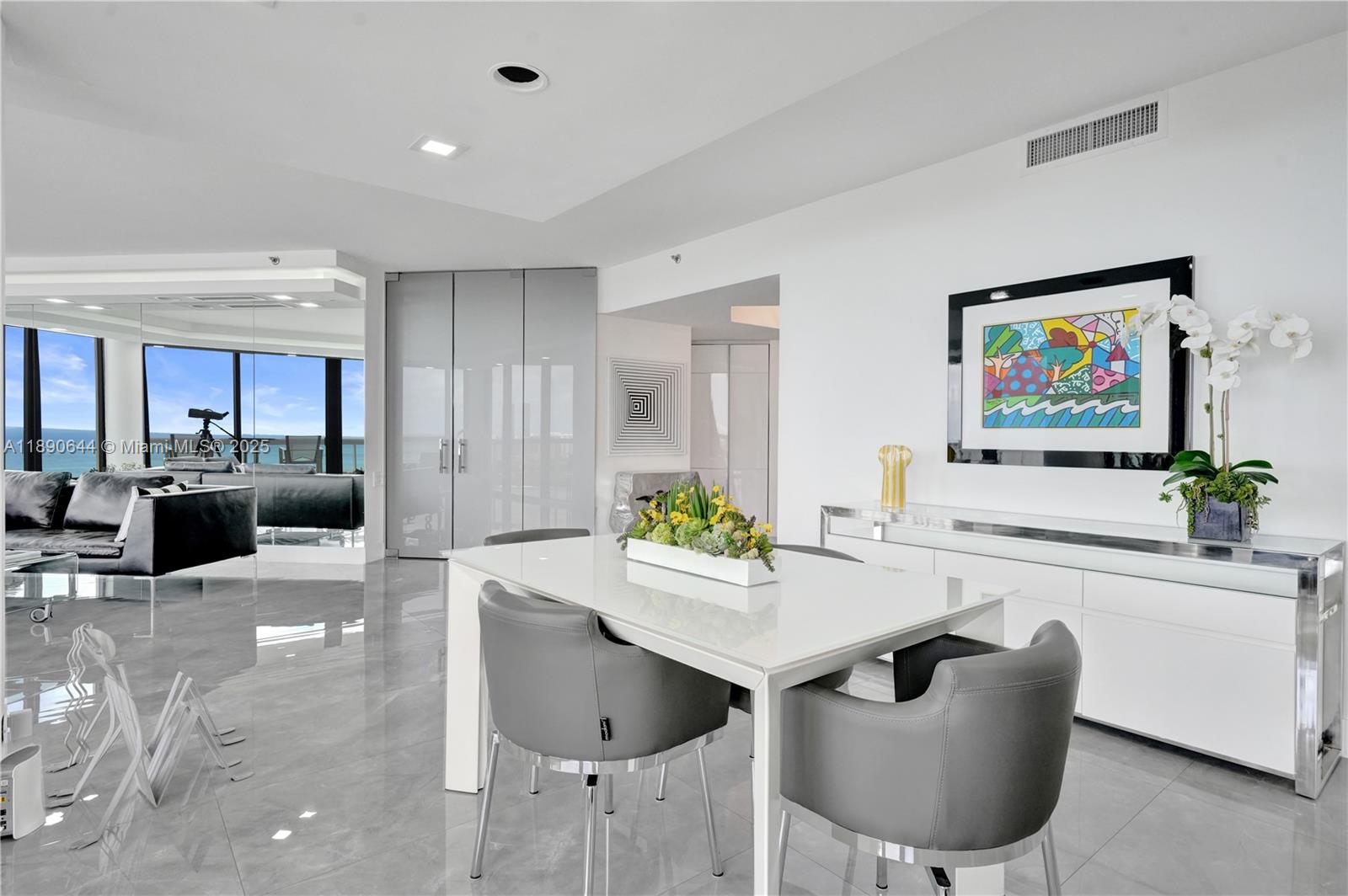Photo of 20191 Country Club Dr  #2606, Aventura, Florida, 33180 - 
