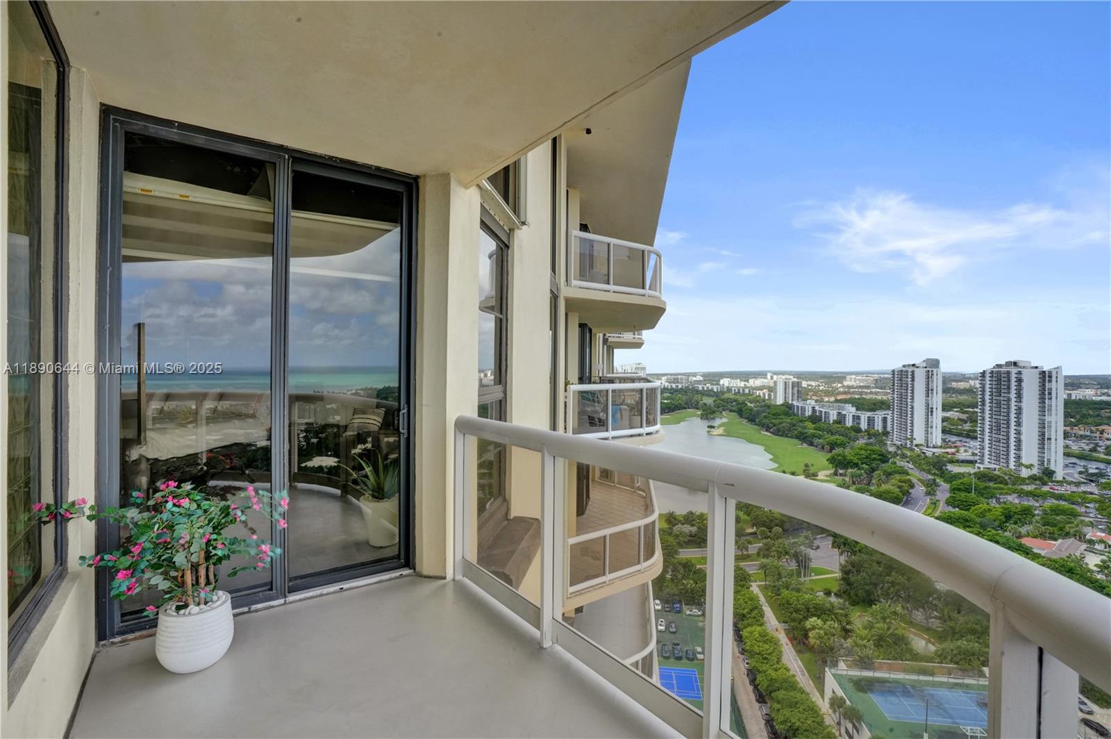 Photo of 20191 Country Club Dr  #2606, Aventura, Florida, 33180 - 