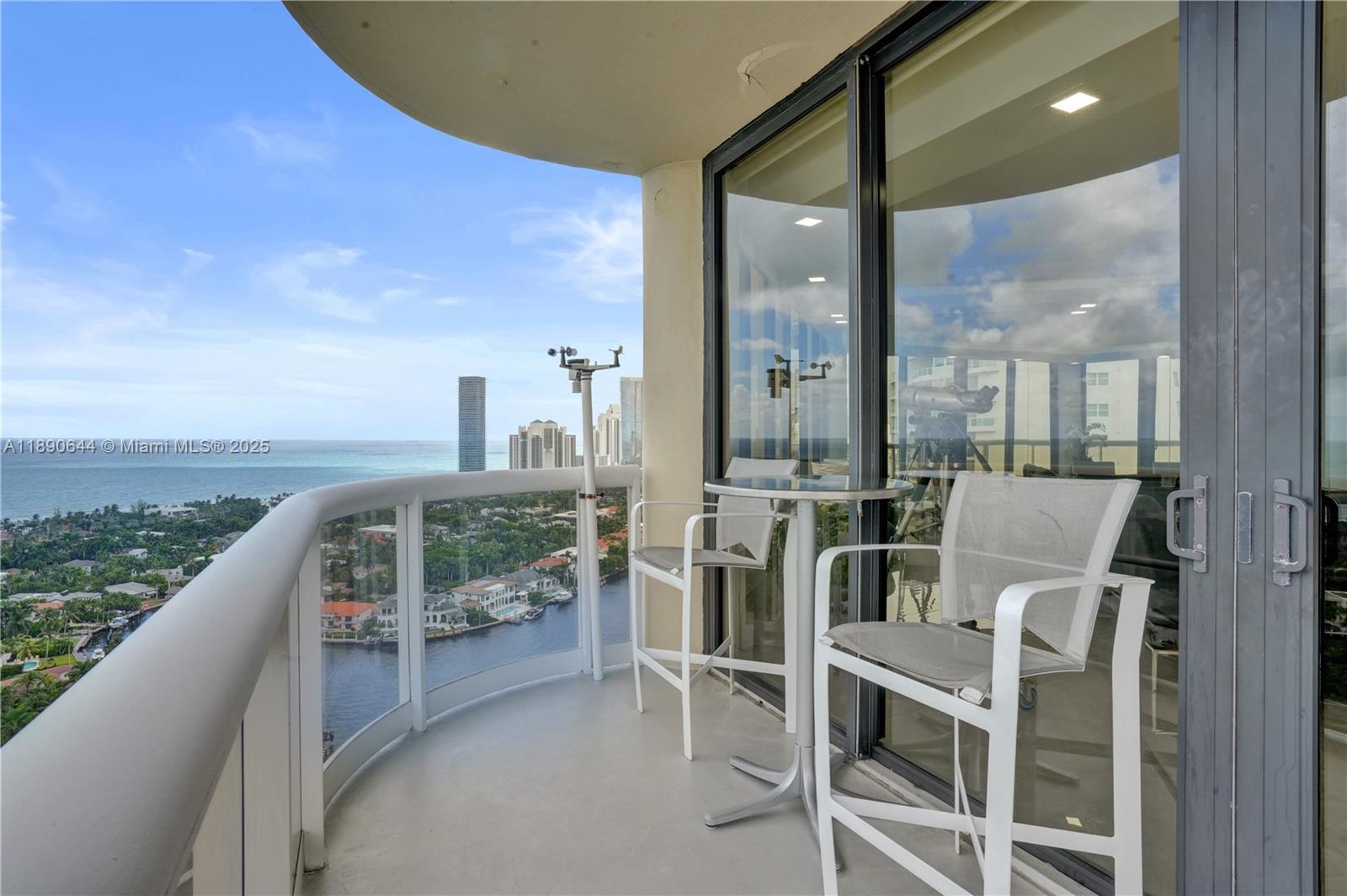 Photo of 20191 Country Club Dr  #2606, Aventura, Florida, 33180 - 