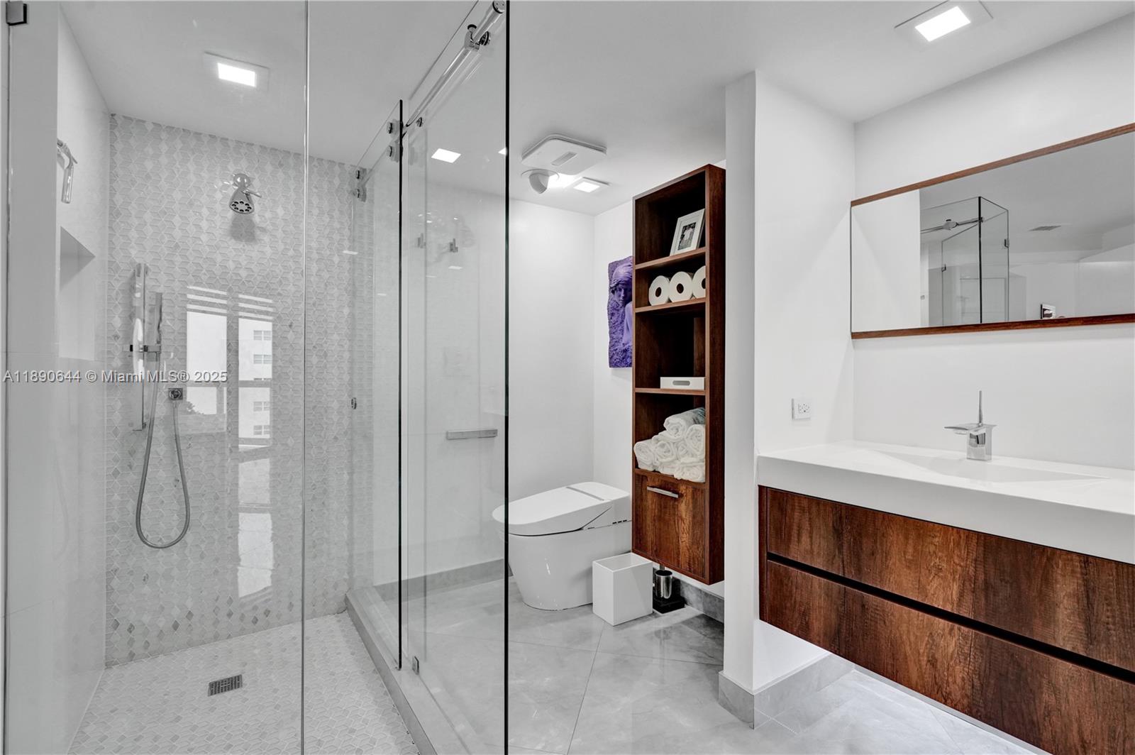 Photo of 20191 Country Club Dr  #2606, Aventura, Florida, 33180 - 