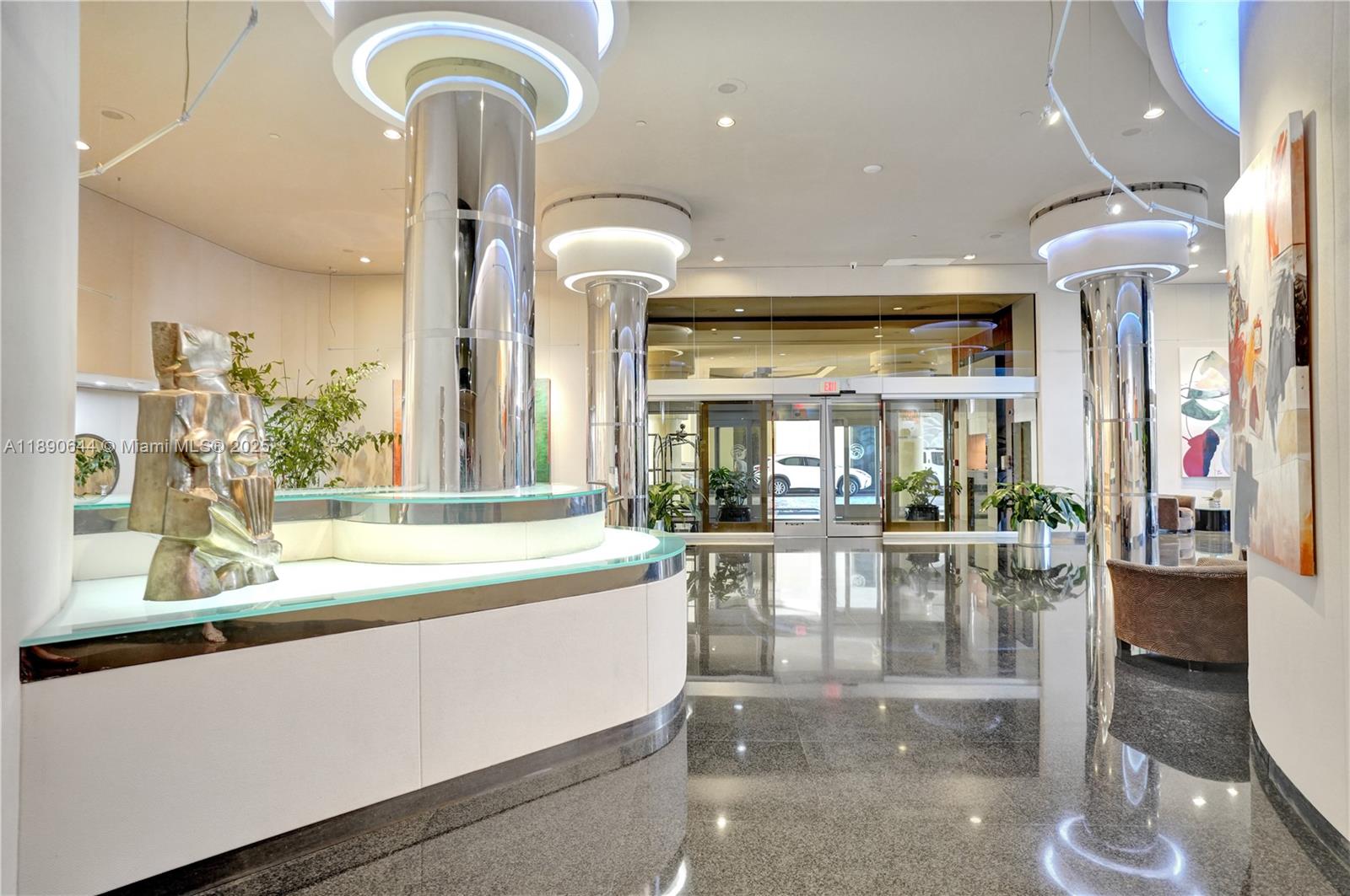 Photo of 20191 Country Club Dr  #2606, Aventura, Florida, 33180 - 
