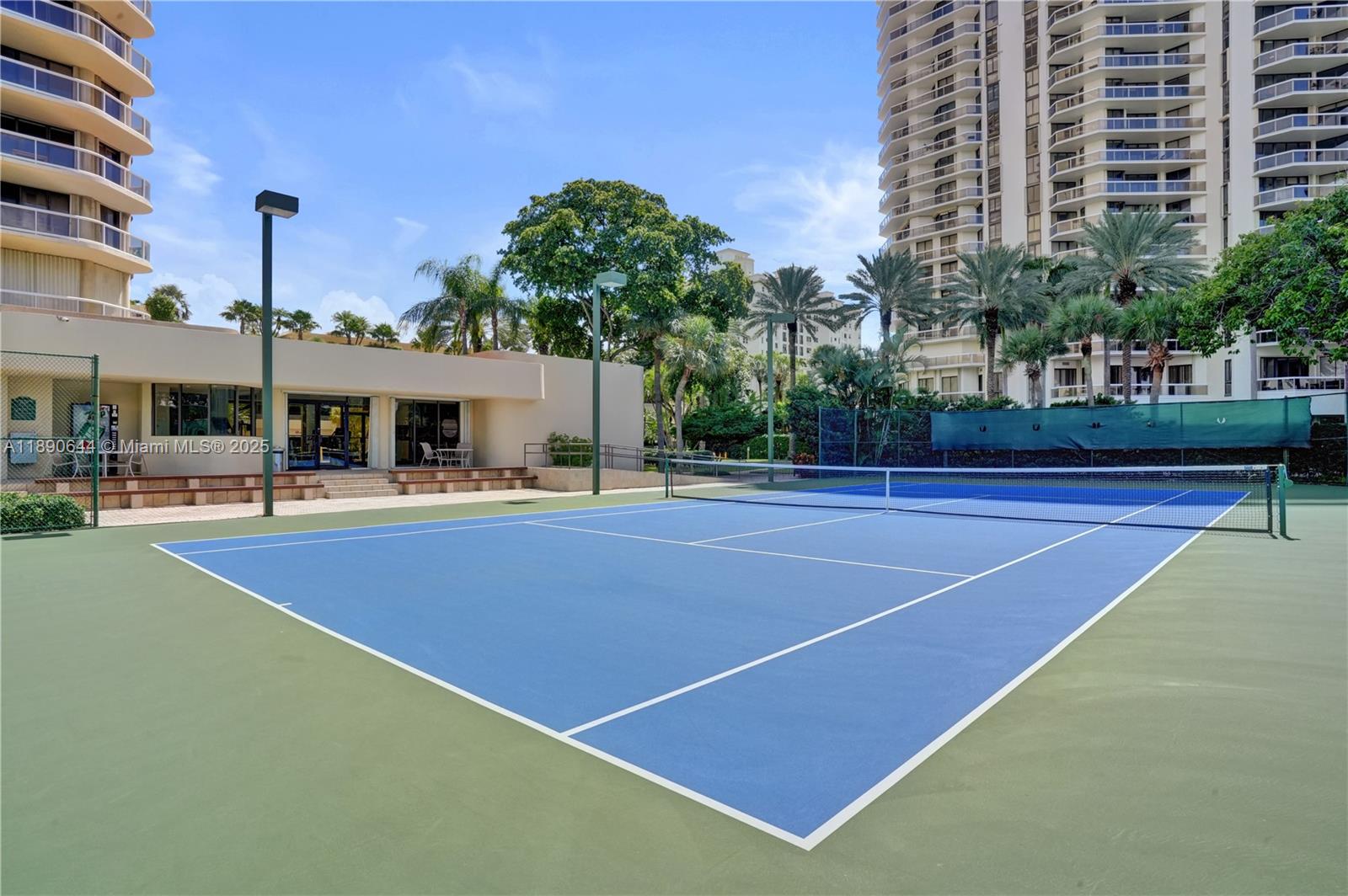 Photo of 20191 Country Club Dr  #2606, Aventura, Florida, 33180 - 