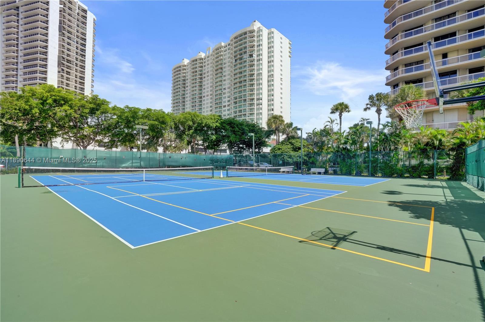 Photo of 20191 Country Club Dr  #2606, Aventura, Florida, 33180 - 