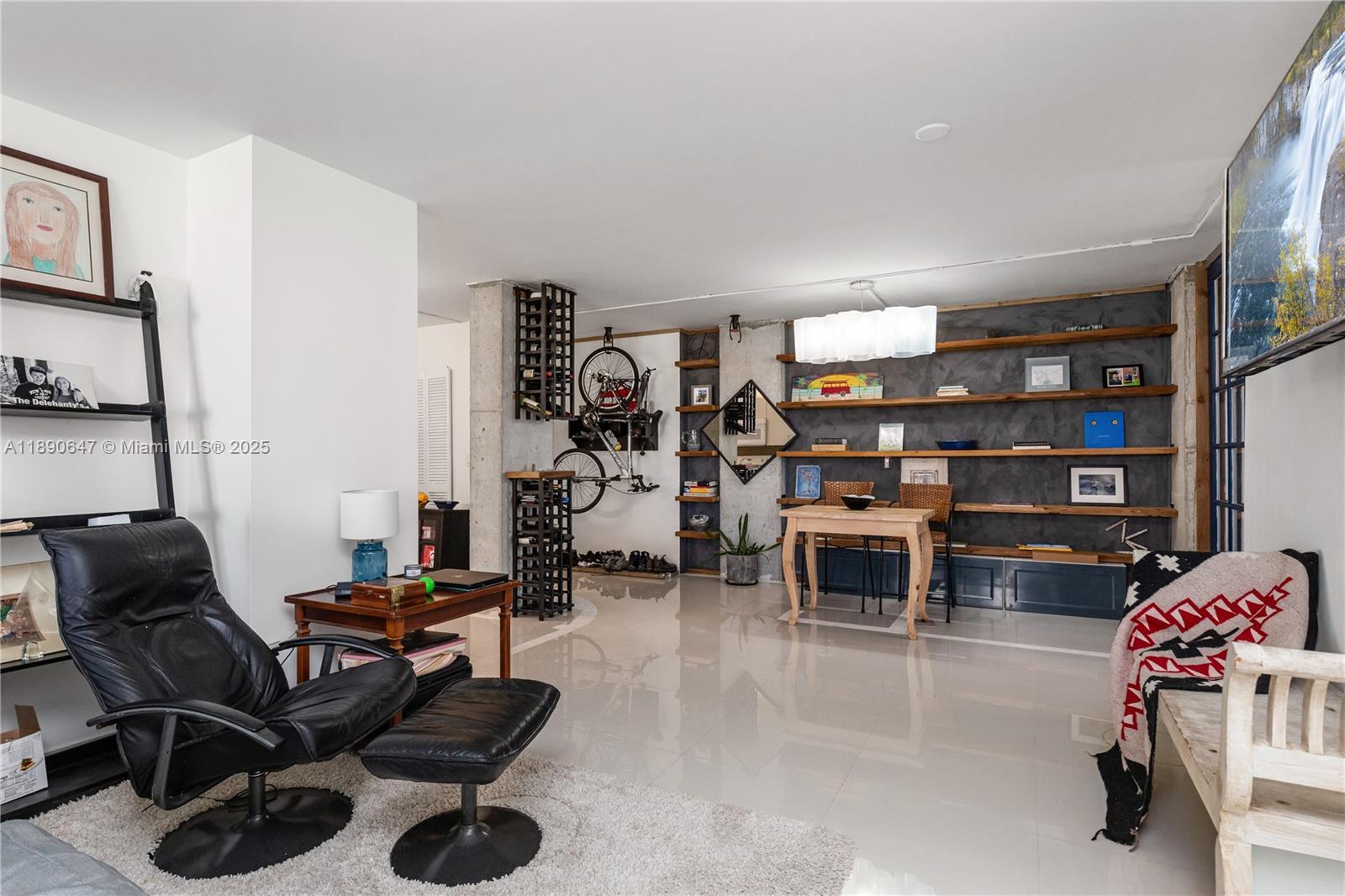 Photo of 2401 Ocean Dr  #1405, Hollywood, Florida, 33019 -