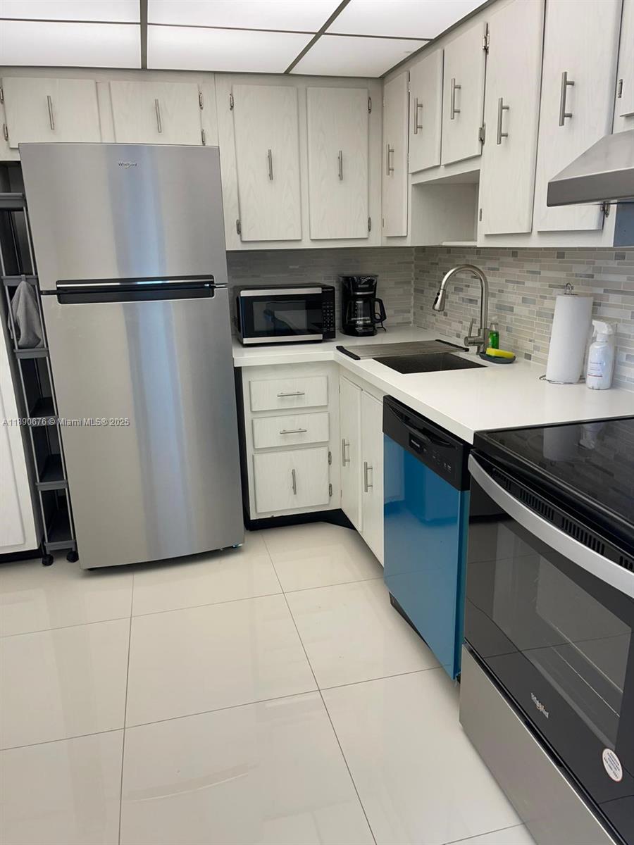 Photo of 20335 Country Club Dr  #1701, Aventura, Florida, 33180 - 
