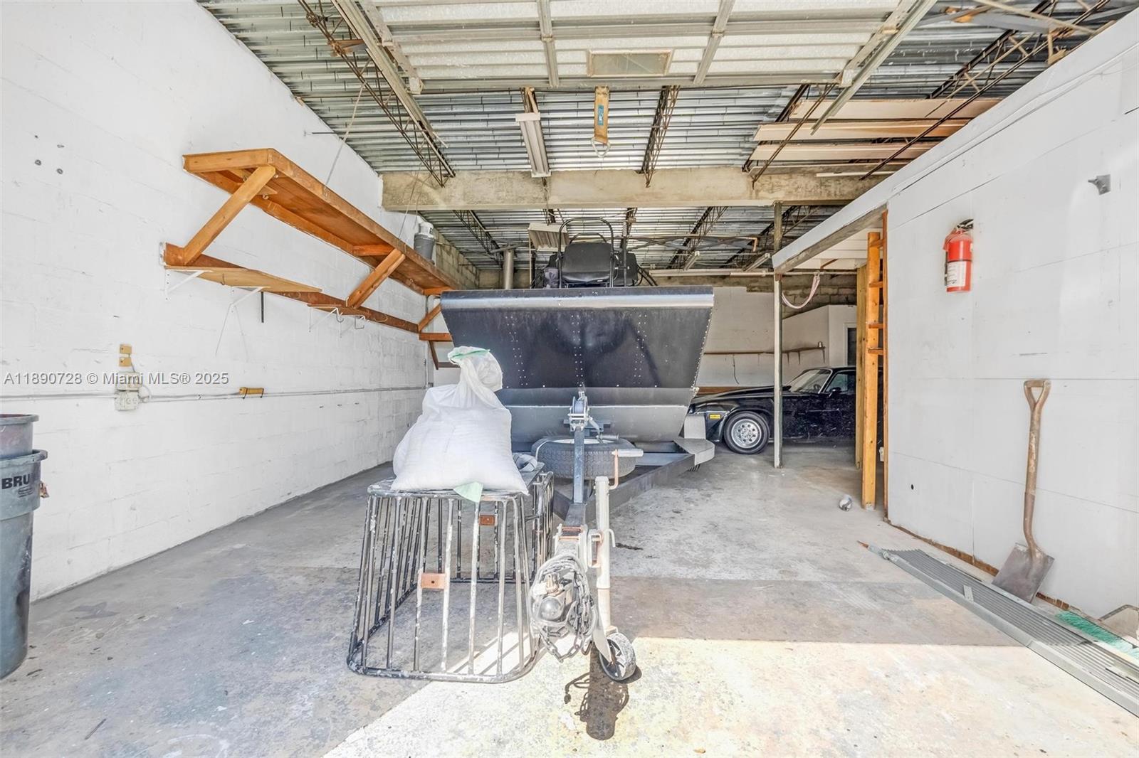   /   sq. ft. $ 2025-10-06 0 Photo