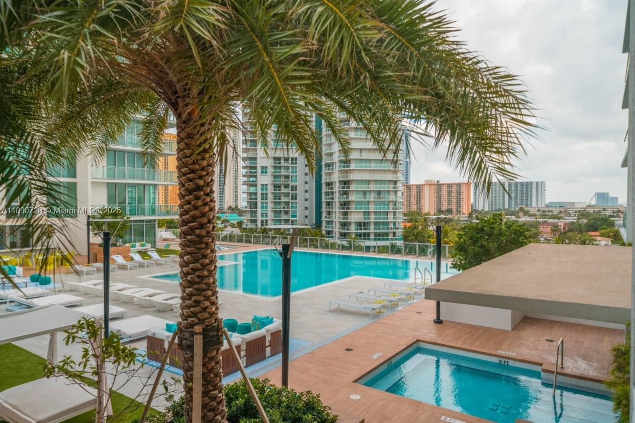 5-1003 3 / 3 1524 sq. ft. $ 2025-10-06 0 Photo