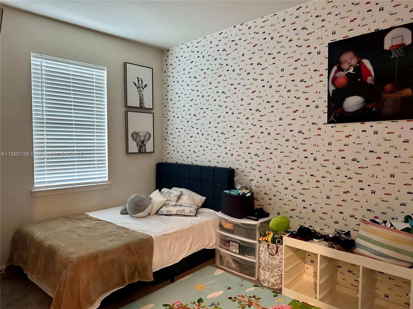 4144 3 / 3 1561 sq. ft. $ 2025-10-06 0 foto