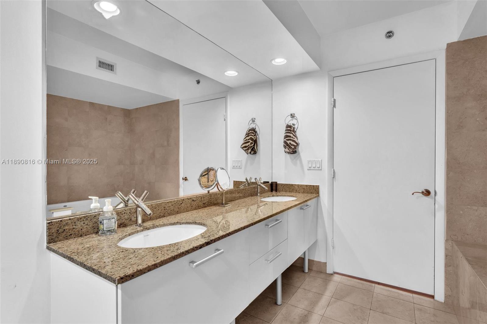 Photo of 17201 Collins Ave  #1107, Sunny Isles Beach, Florida, 33160 -