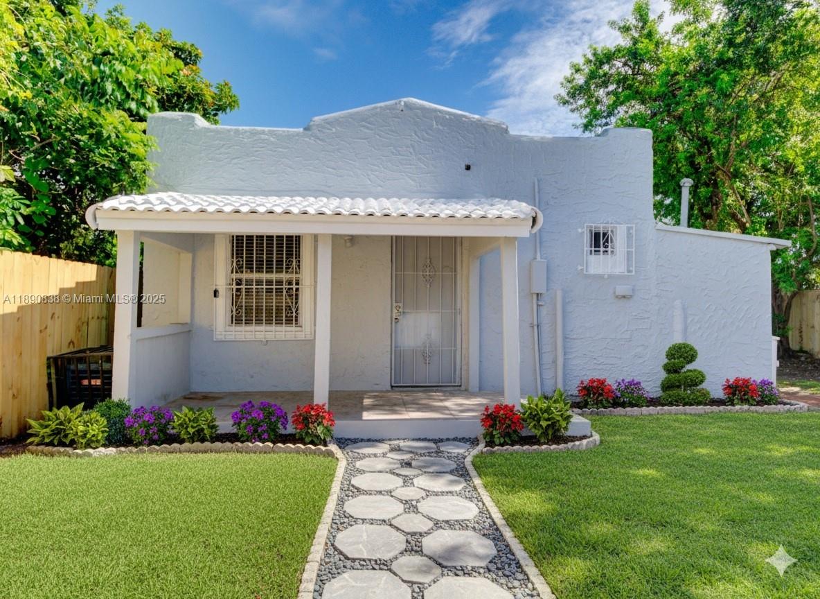 See details 1845 5 / 3 1629 sq. ft. $ 2025-10-06 0 Photo