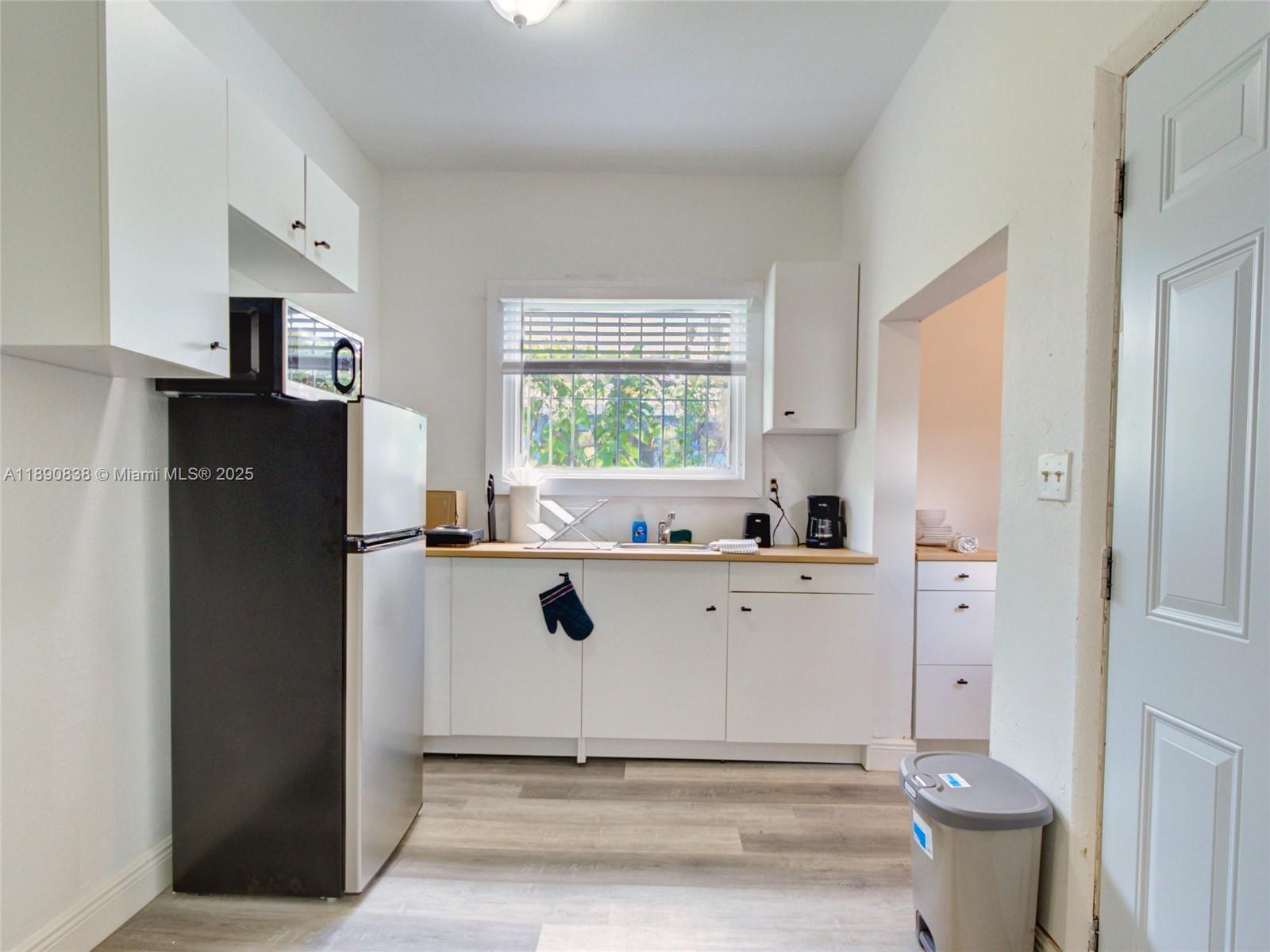 See details 1845 5 / 3 1629 sq. ft. $ 2025-10-06 0 Photo