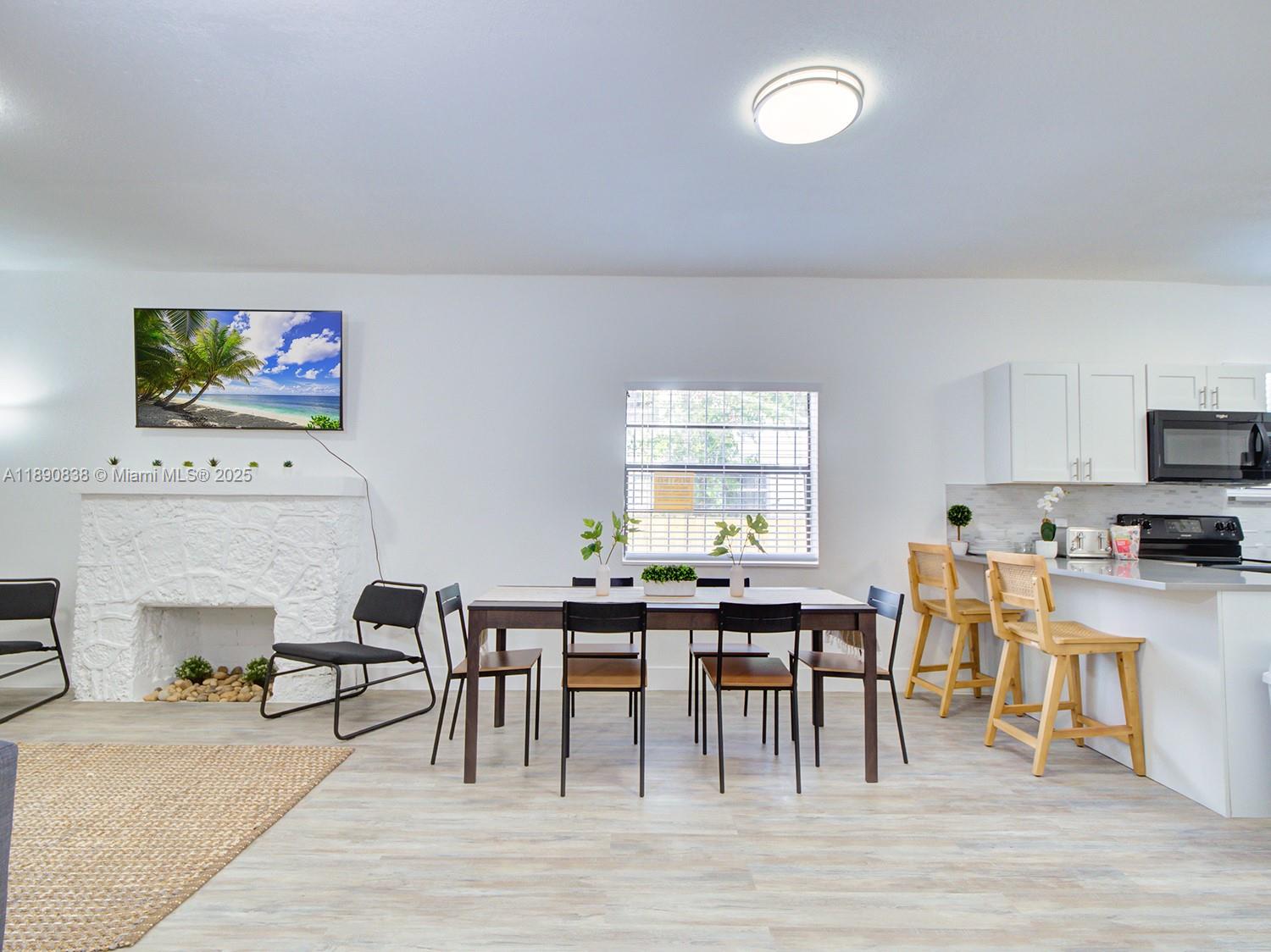 See details 1845 5 / 3 1629 sq. ft. $ 2025-10-06 0 Photo