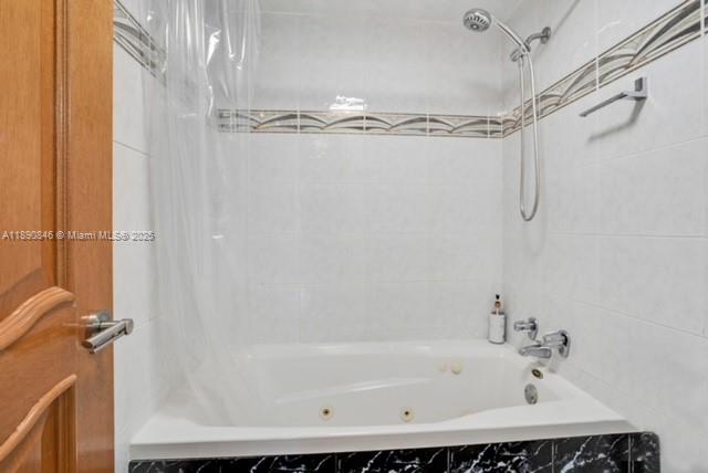 622 2 / 2 1295 sq. ft. $ 2025-10-06 0 Photo