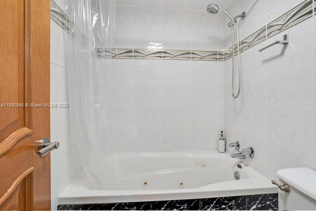622 2 / 2 1295 sq. ft. $ 2025-10-06 0 Photo