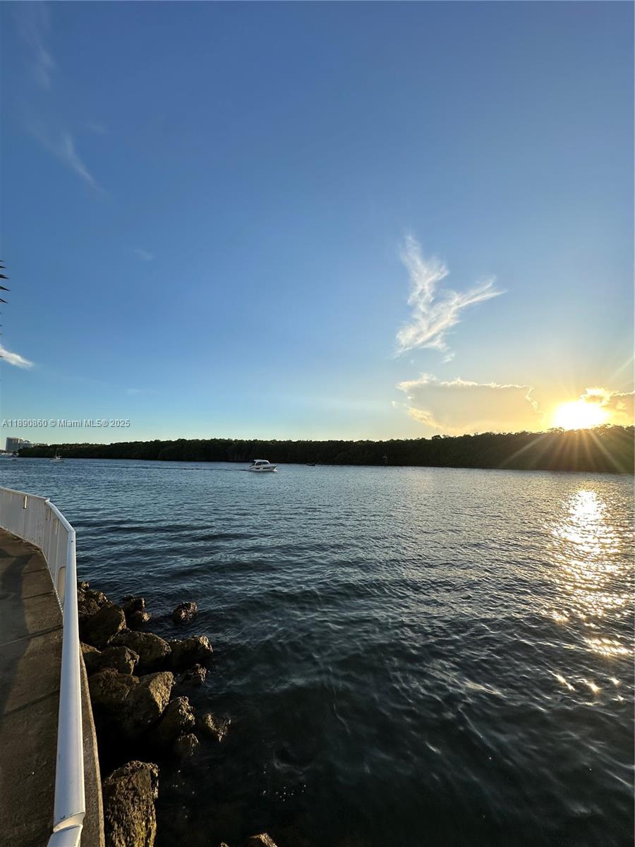 Photo of 400 Kings Point Dr #614, Sunny Isles Beach, Florida, 33160 -