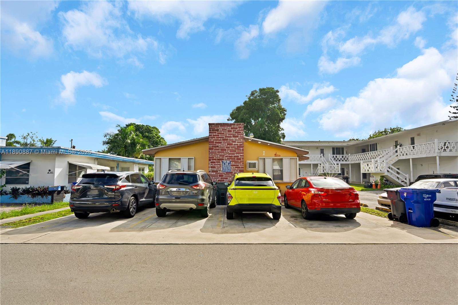 See details / 1770 sq. ft. $ 2025-10-06 0 Photo