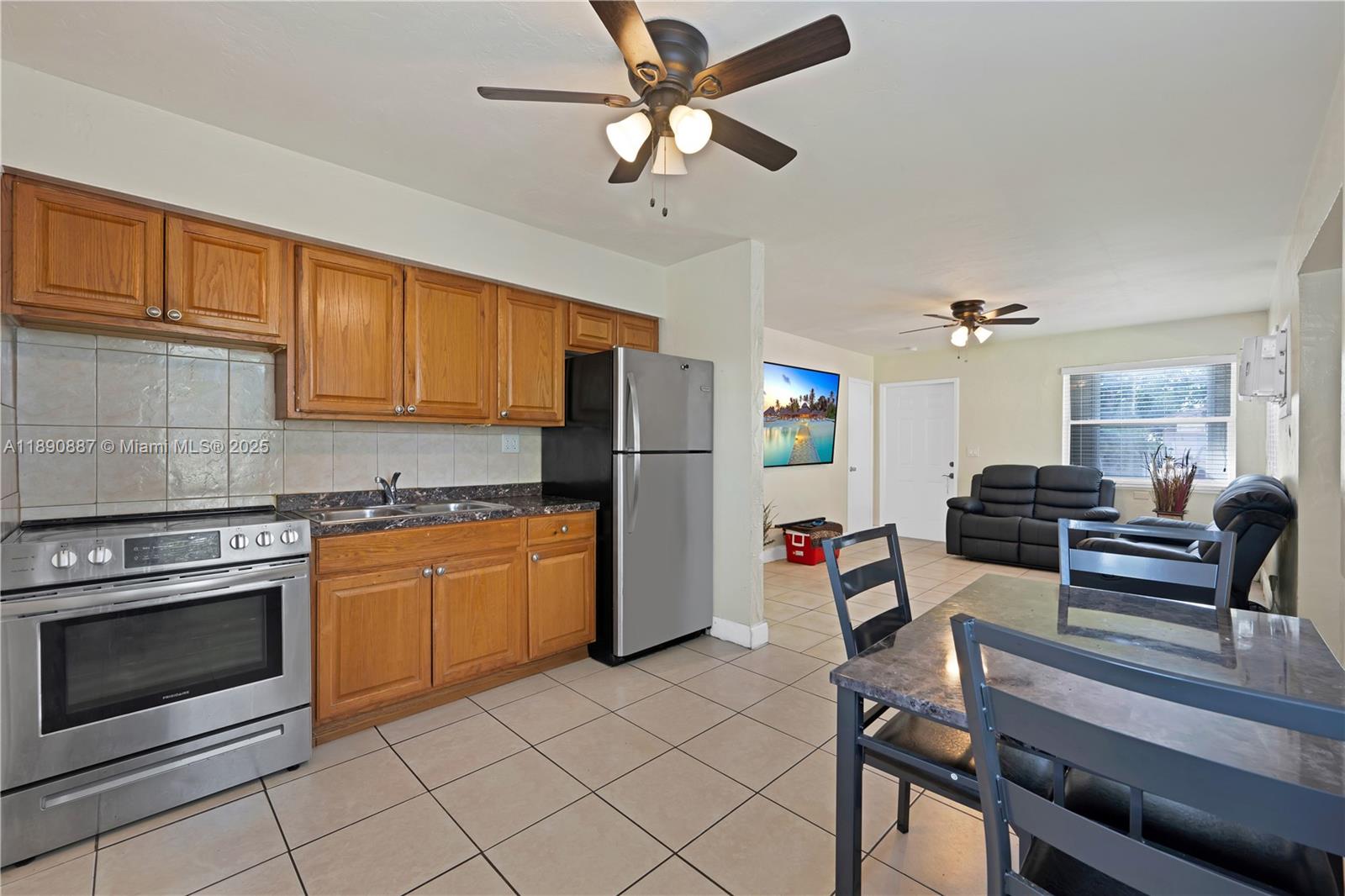 See details / 1770 sq. ft. $ 2025-10-06 0 Photo