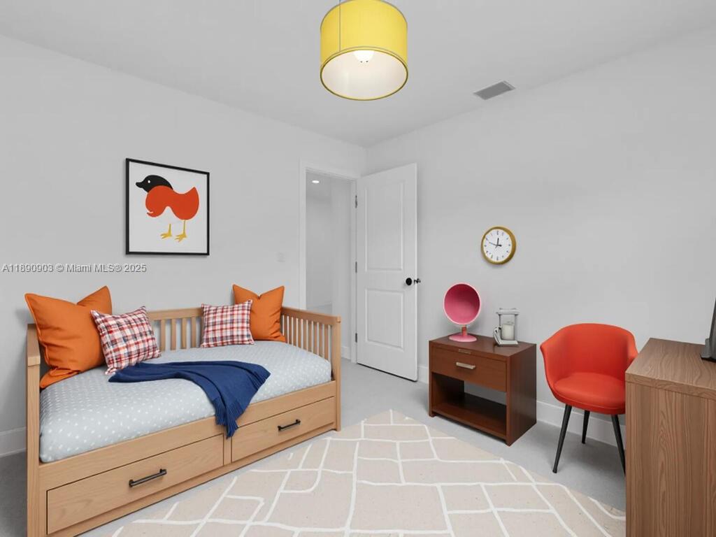 Ver detalles / 2400 sq. ft. $ 2025-10-06 0 foto