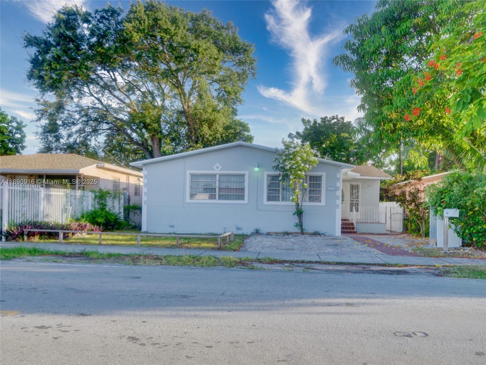 1141 4 / 2 1607 sq. ft. $ 2025-10-06 0 foto
