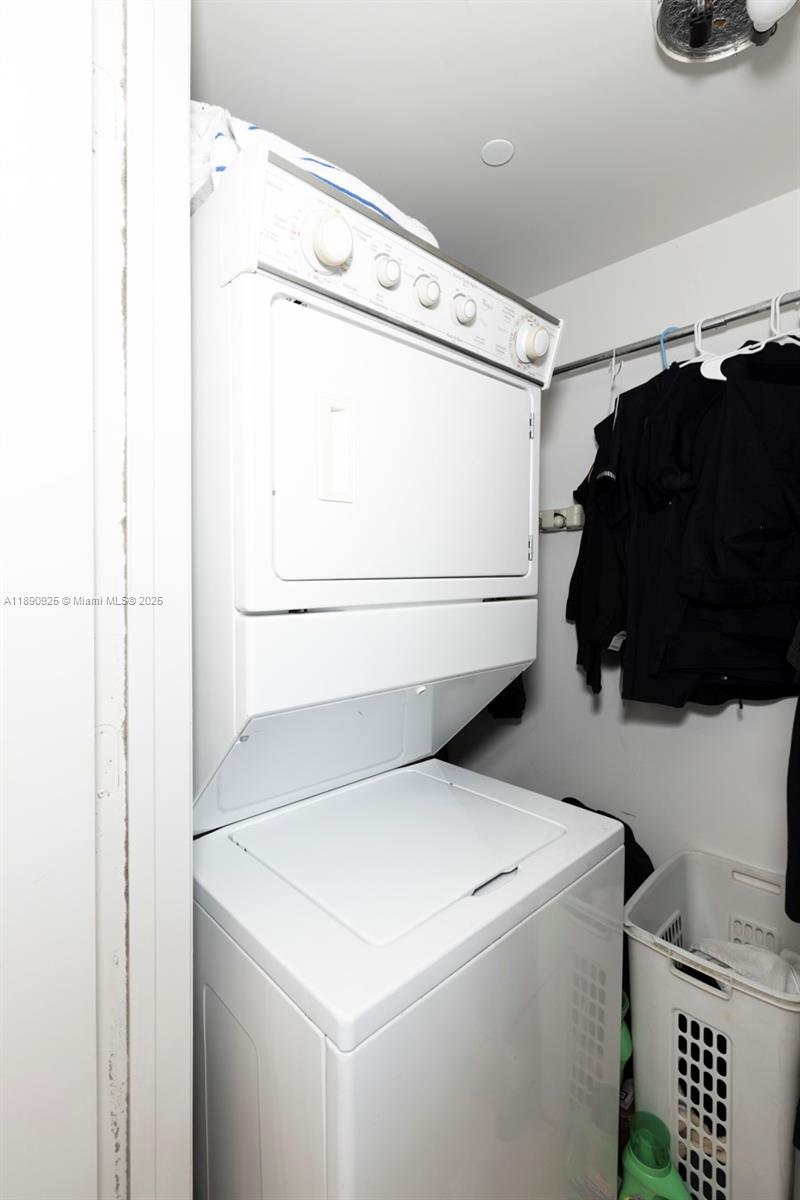 4807 1 / 1 871 sq. ft. $ 2025-10-06 0 Photo
