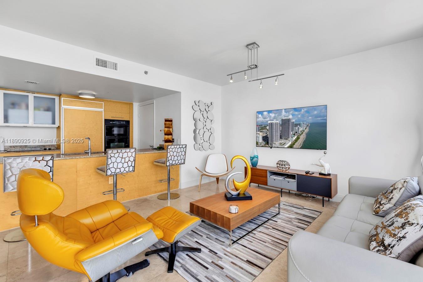 4807 1 / 1 871 sq. ft. $ 2025-10-06 0 Photo