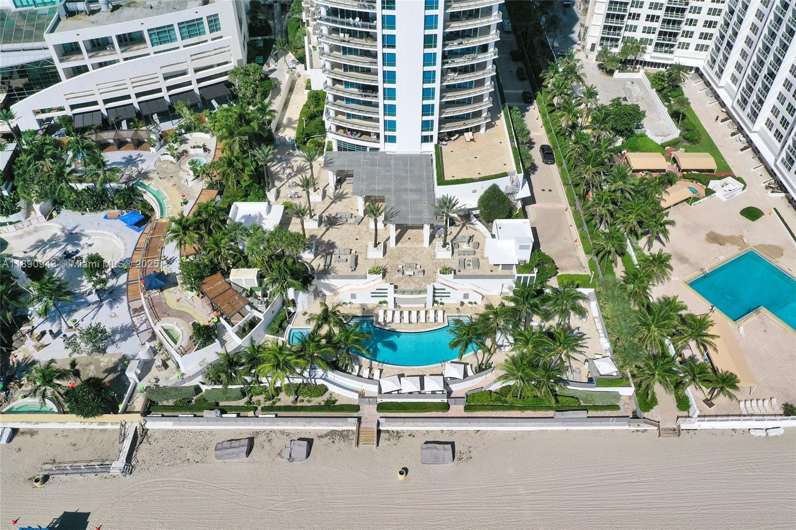 Photo of 3535 Ocean Dr  #1703, Hollywood, Florida, 33019 - 