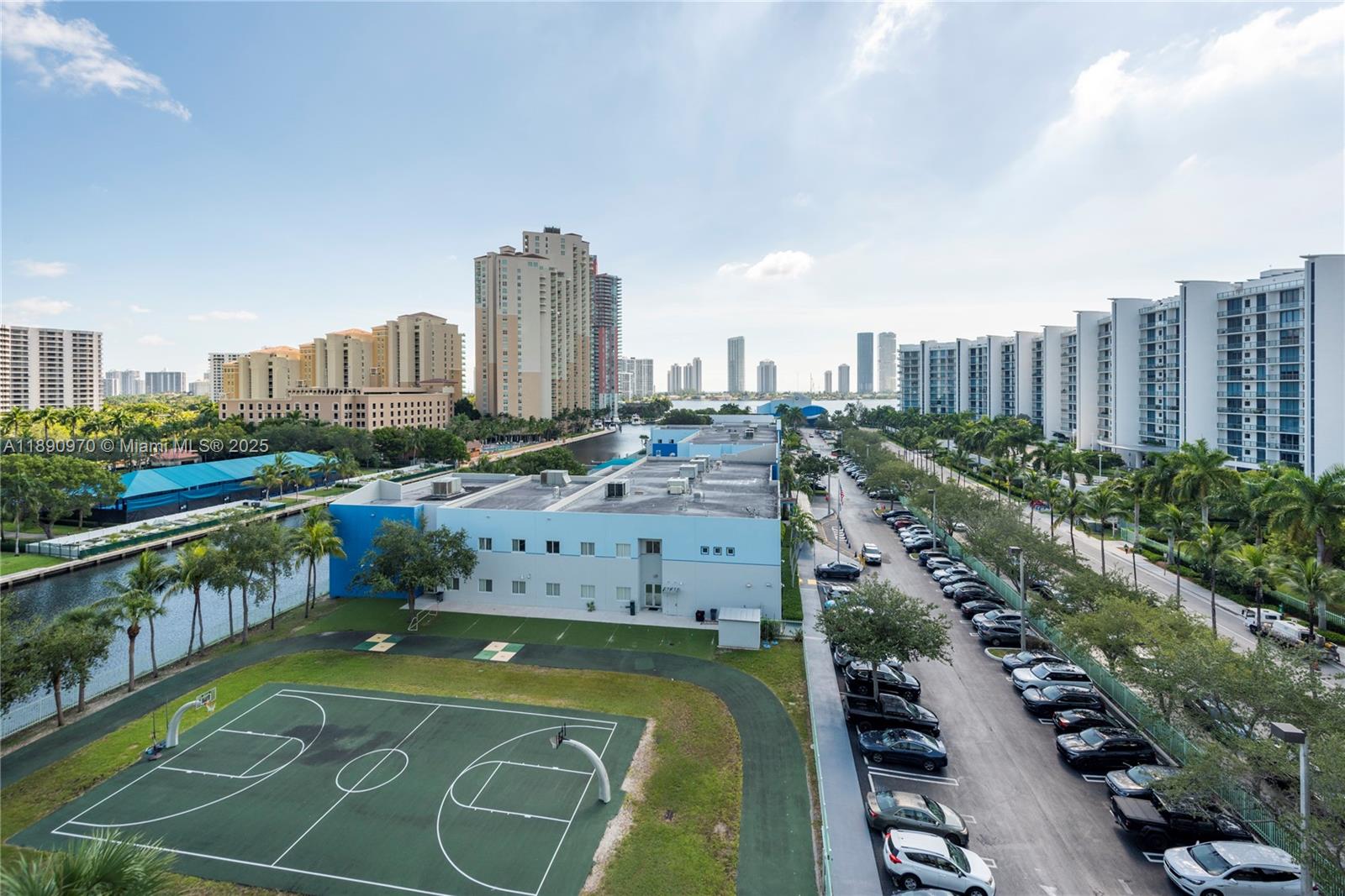 Photo of 3131 188th St  #2-808, Aventura, Florida, 33180 - 