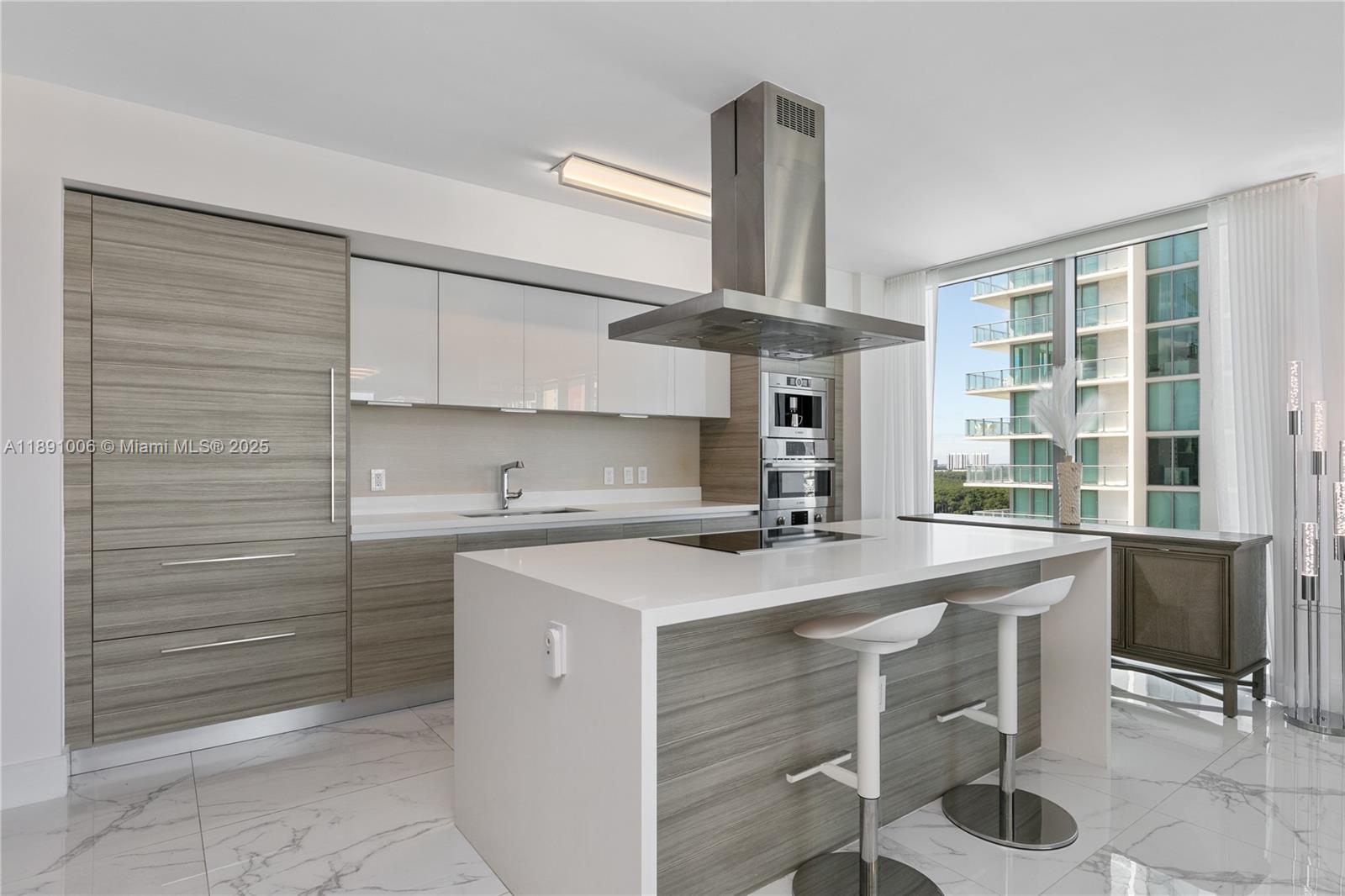 4-1607 3 / 4 1892 sq. ft. $ 2025-10-06 0 Photo